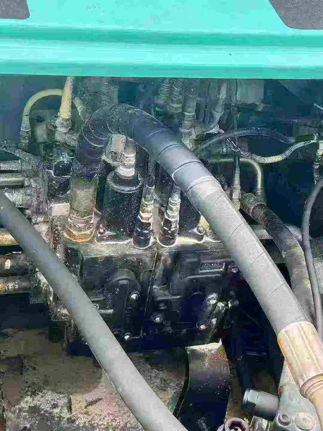 Buy Kobelco SK350-8 Used Excavator / 5