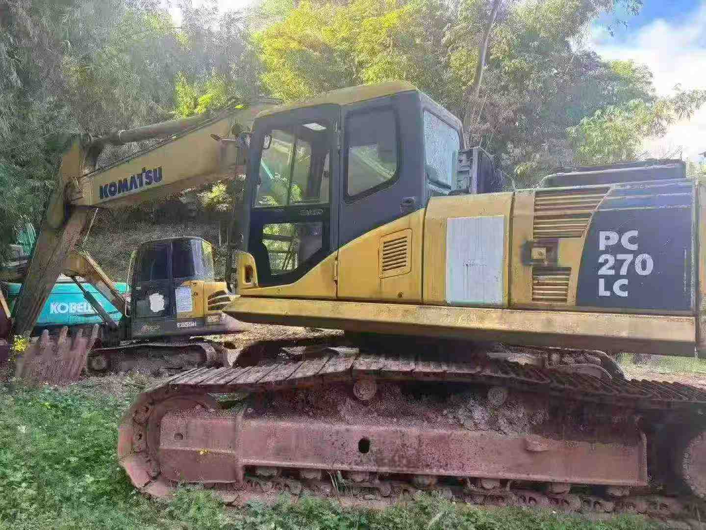 Buy Komatsu PC270-7 Used Excavator / 2