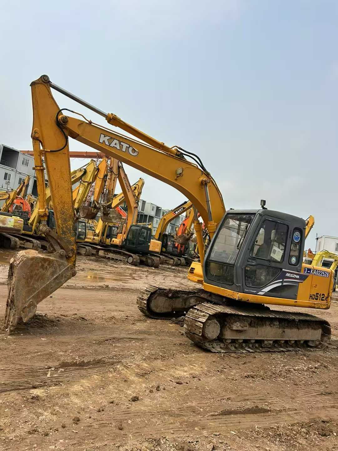 Buy Kato HD512-6 Used Excavator / 7