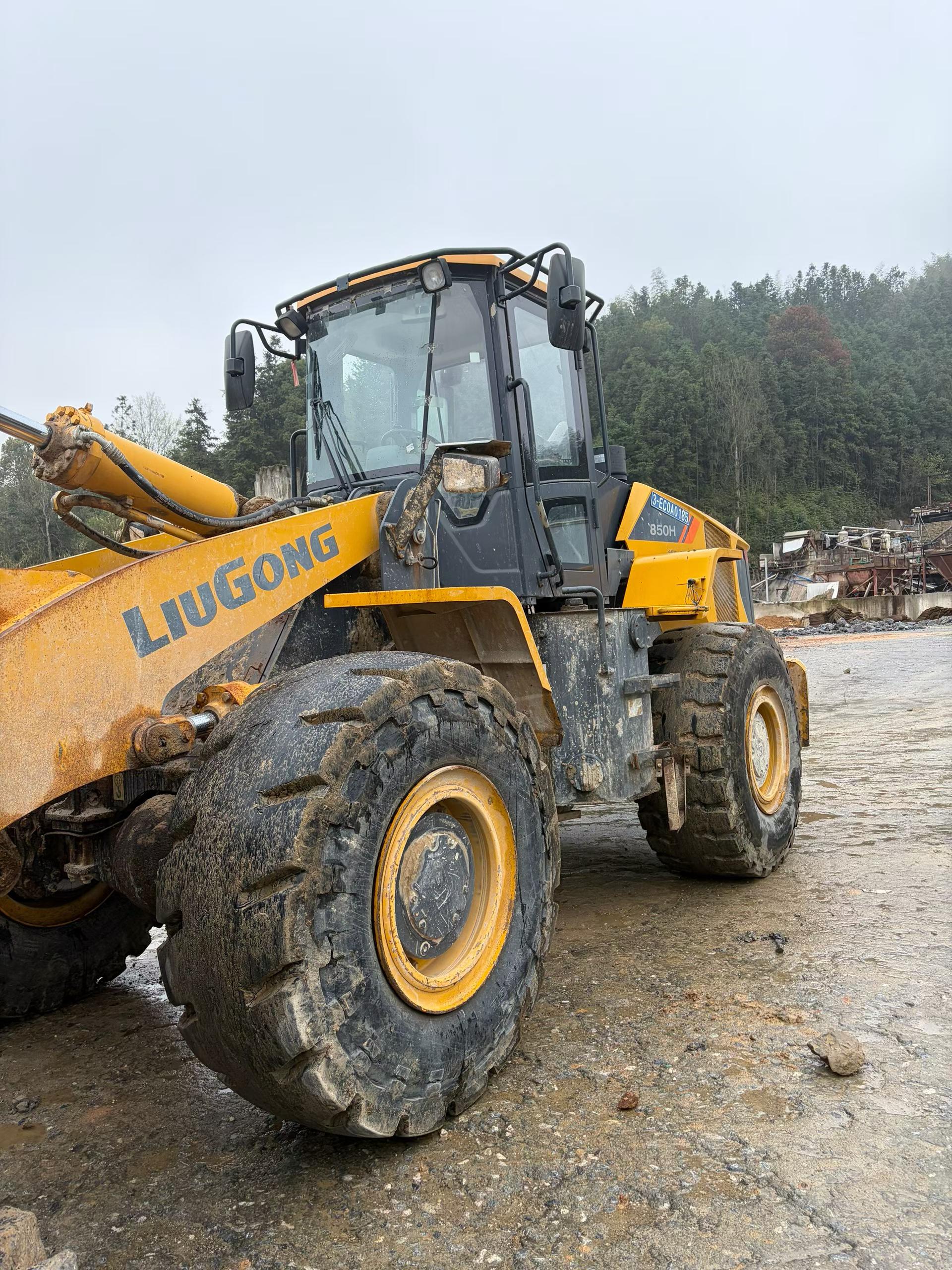 Buy LiuGong CLG850H Used Loader / 3
