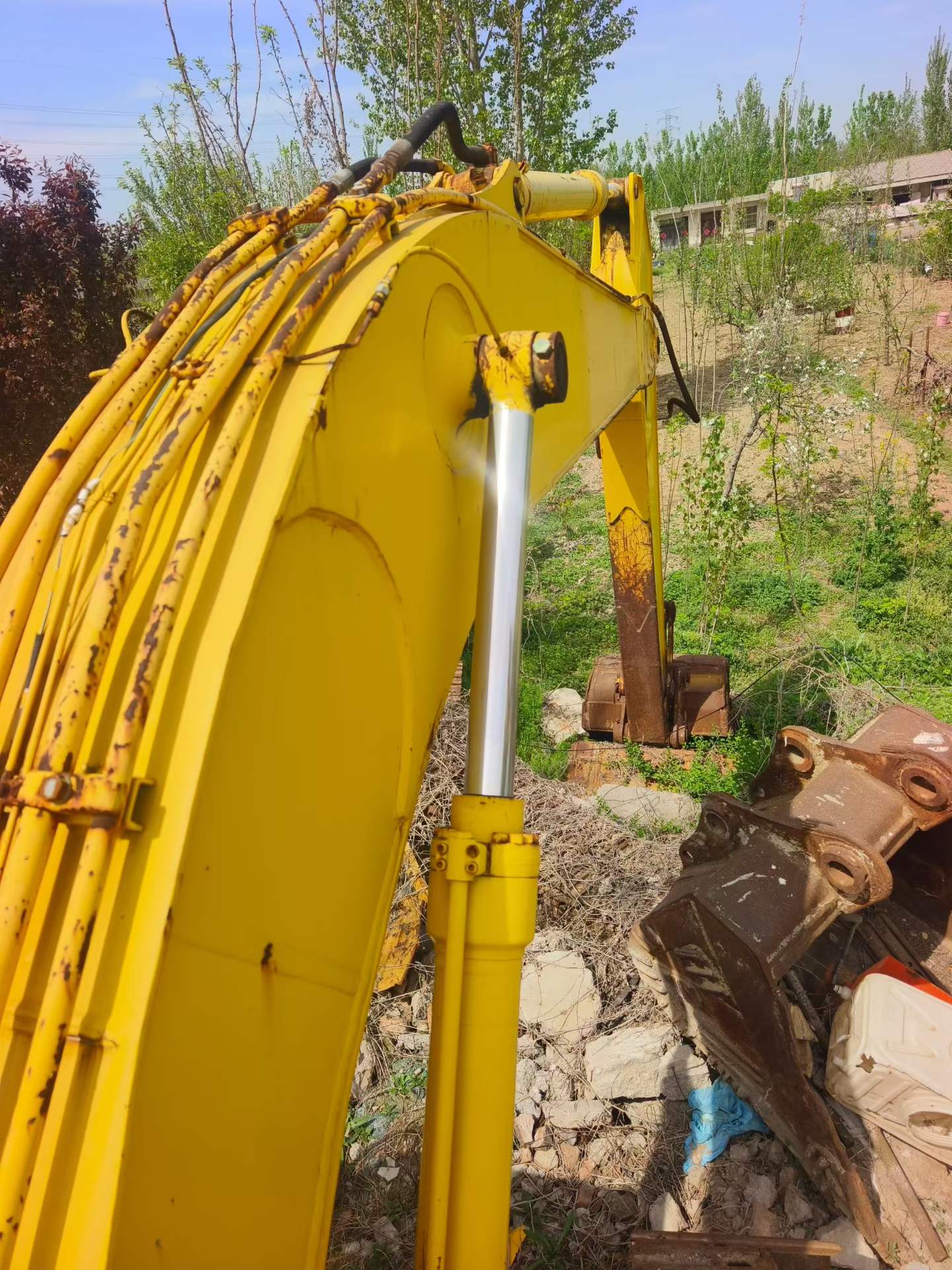 Buy Sumitomo SH200Z3 Used Excavator / 9
