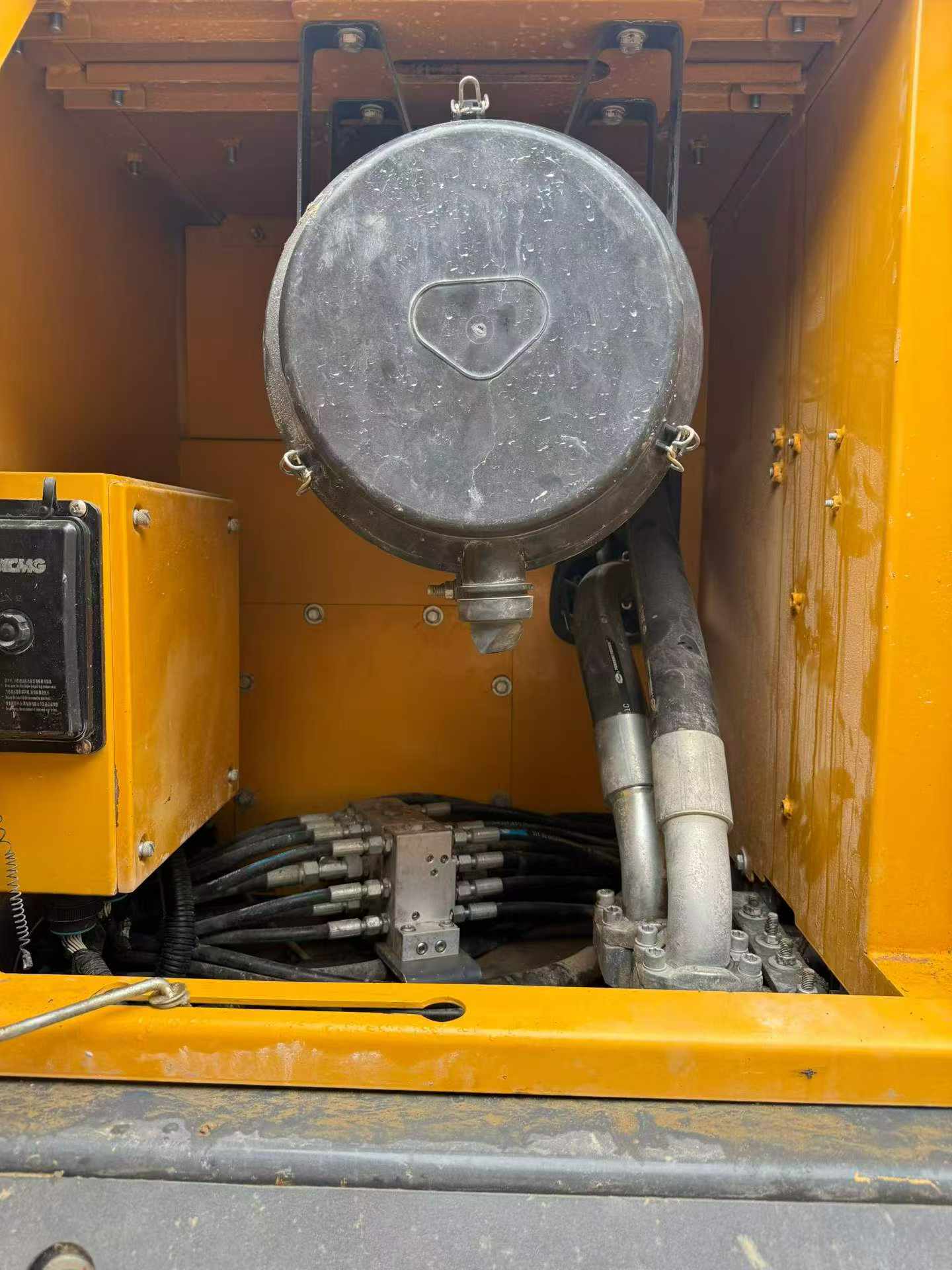 Buy XCMG XE270DK Used Excavator / 7