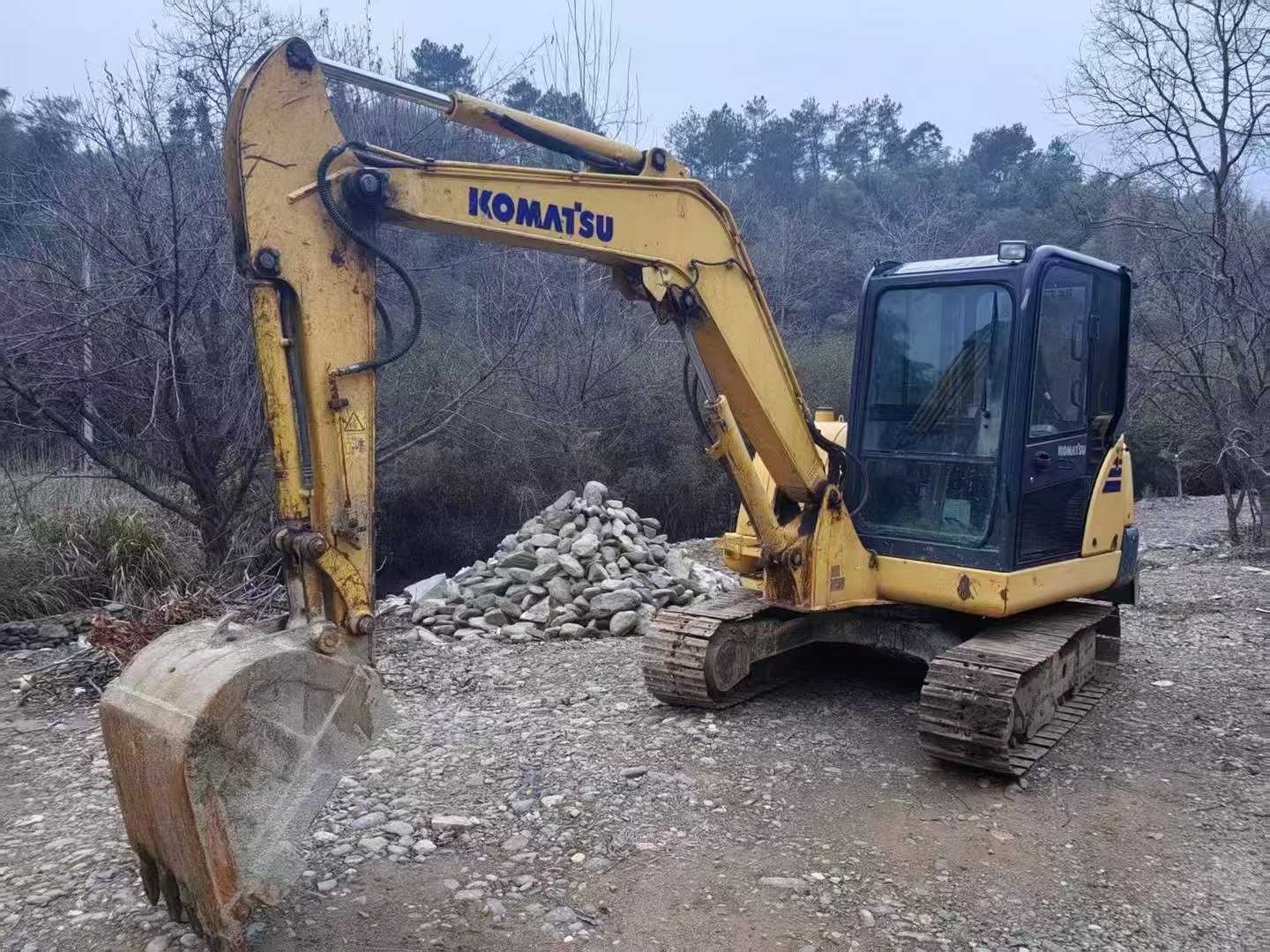 Buy Komatsu PC56-7 Used Excavator / 3