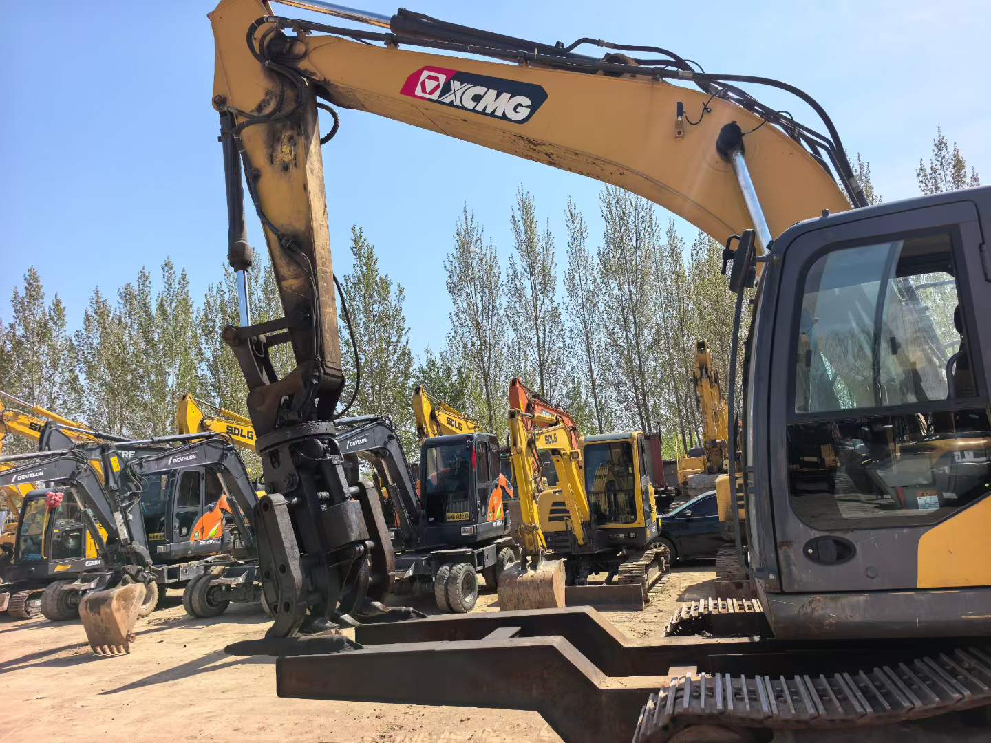 Buy XCMG XE200 Used Excavator / 3