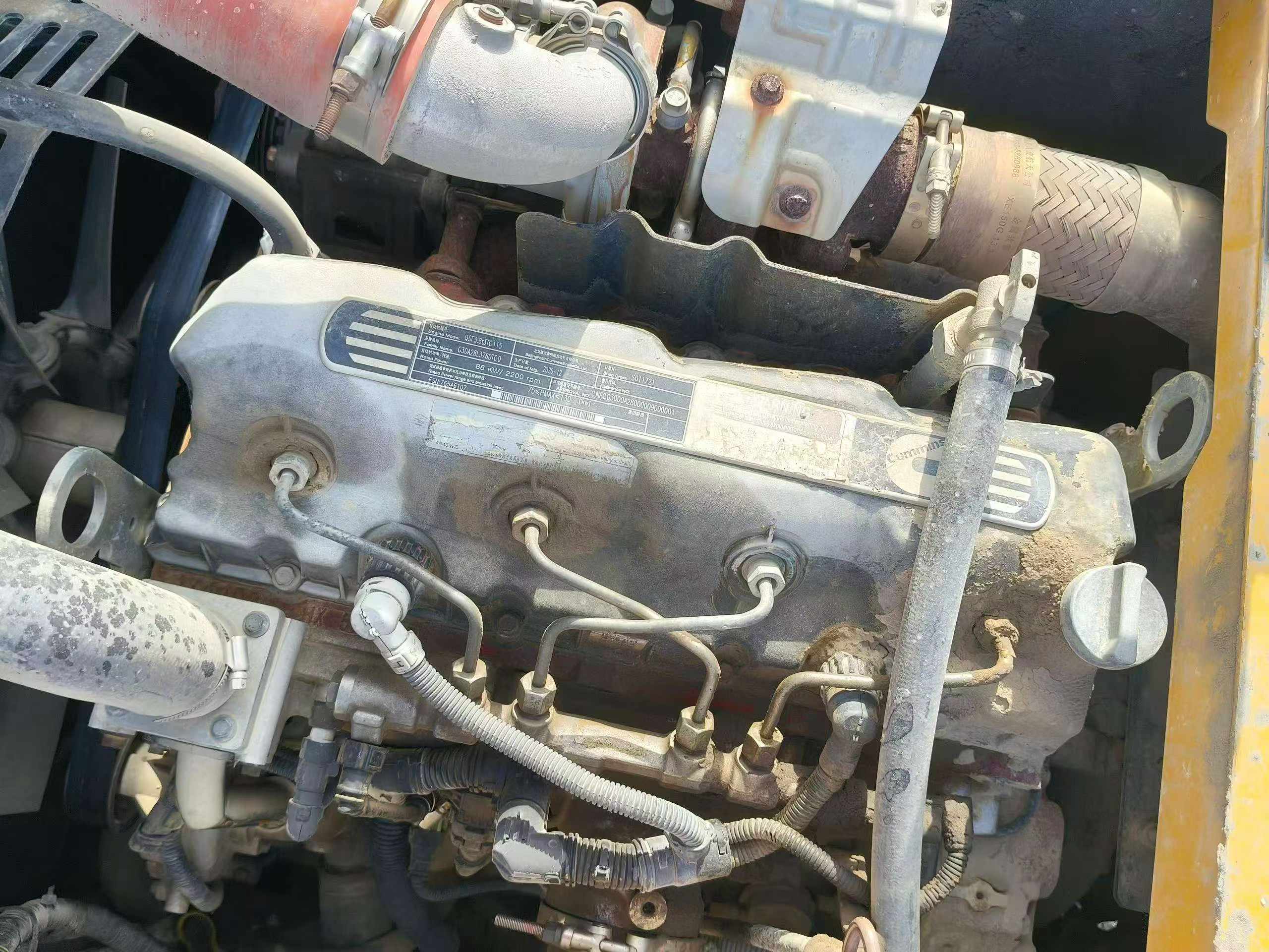 Buy XCMG XE135B Used Excavator / 2