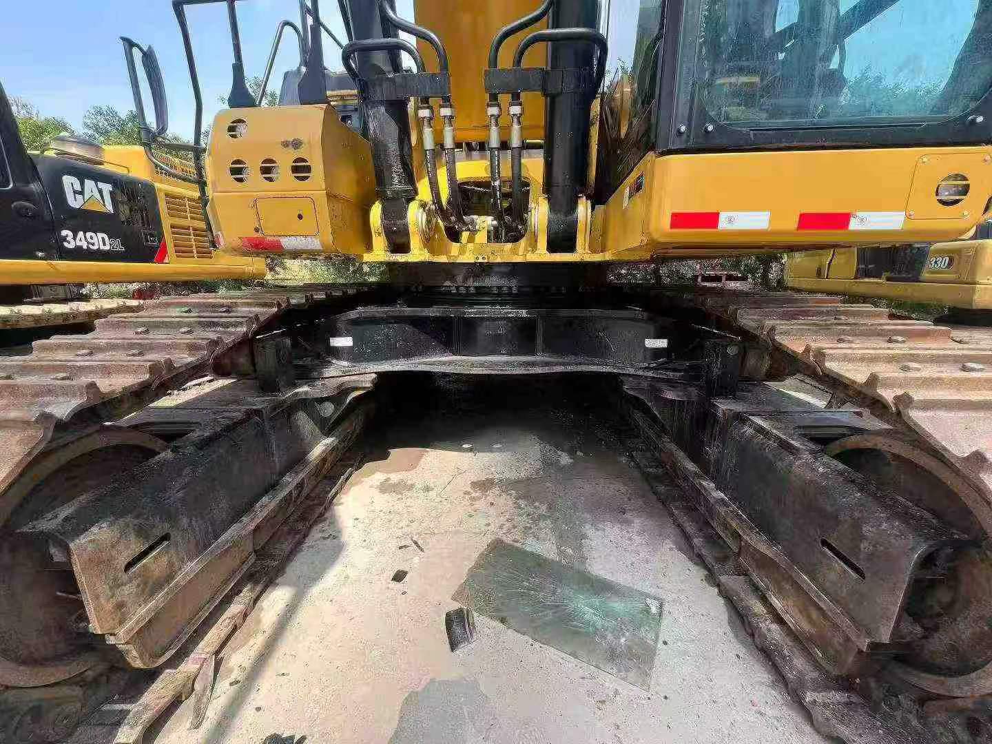 Buy Caterpillar 374D Used Excavator / 4 Buy Caterpillar 374D Used Excavator / 4