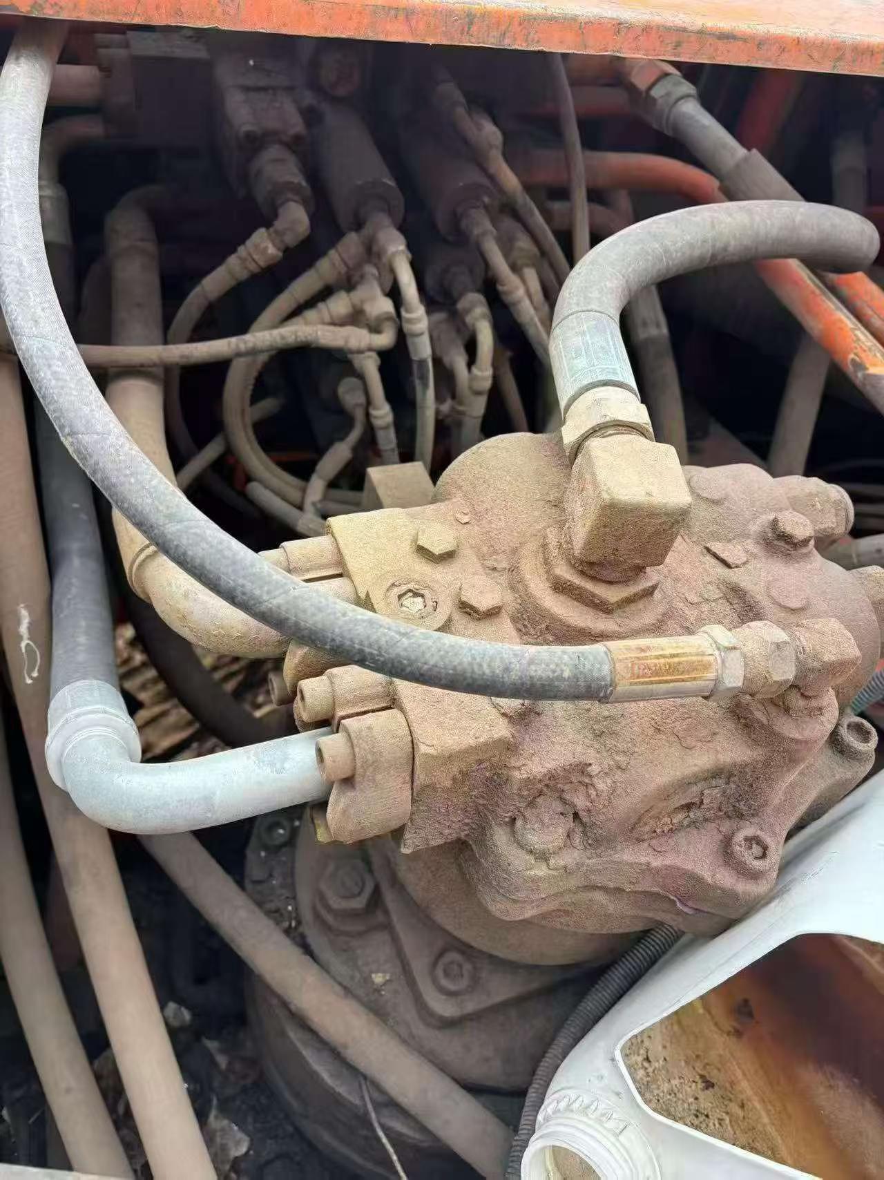 Buy Doosan DH370 Used Excavator / 3 Buy Doosan DH370 Used Excavator / 3