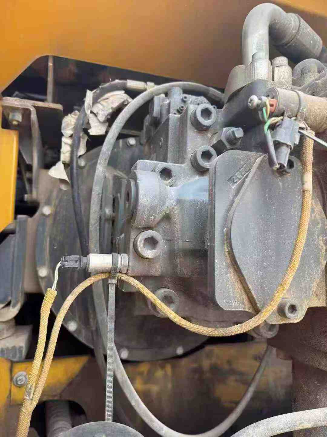 Buy XCMG XE490D Used Excavator / 5