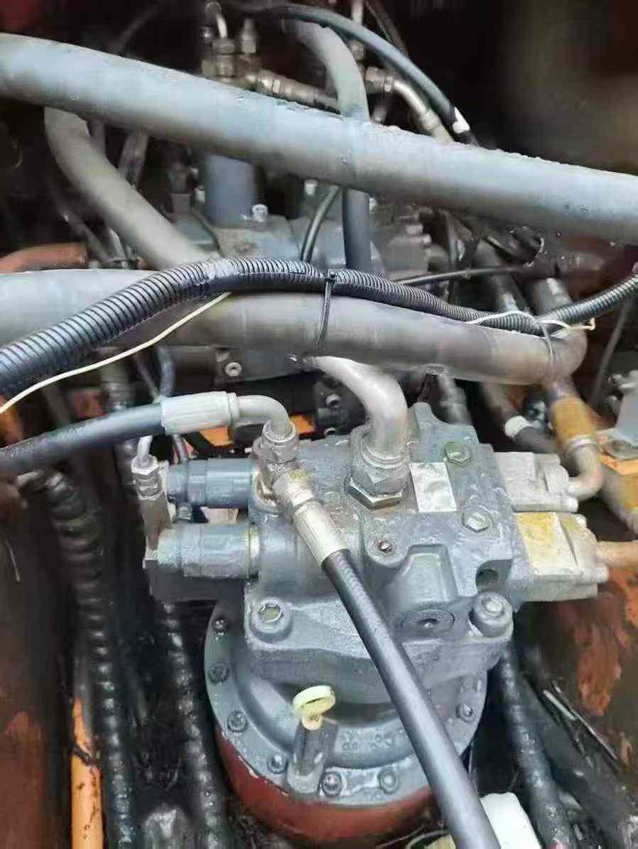 Buy Doosan DH215-7 Used Excavator / 3