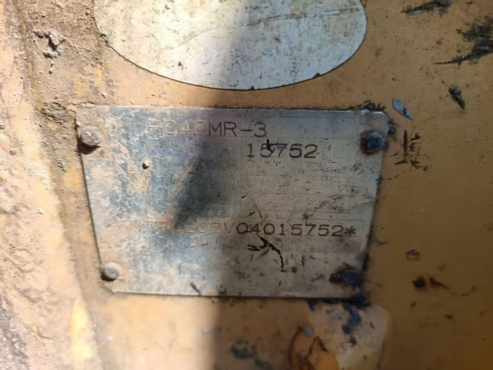 Buy Komatsu PC40-2 Used Excavator / 3