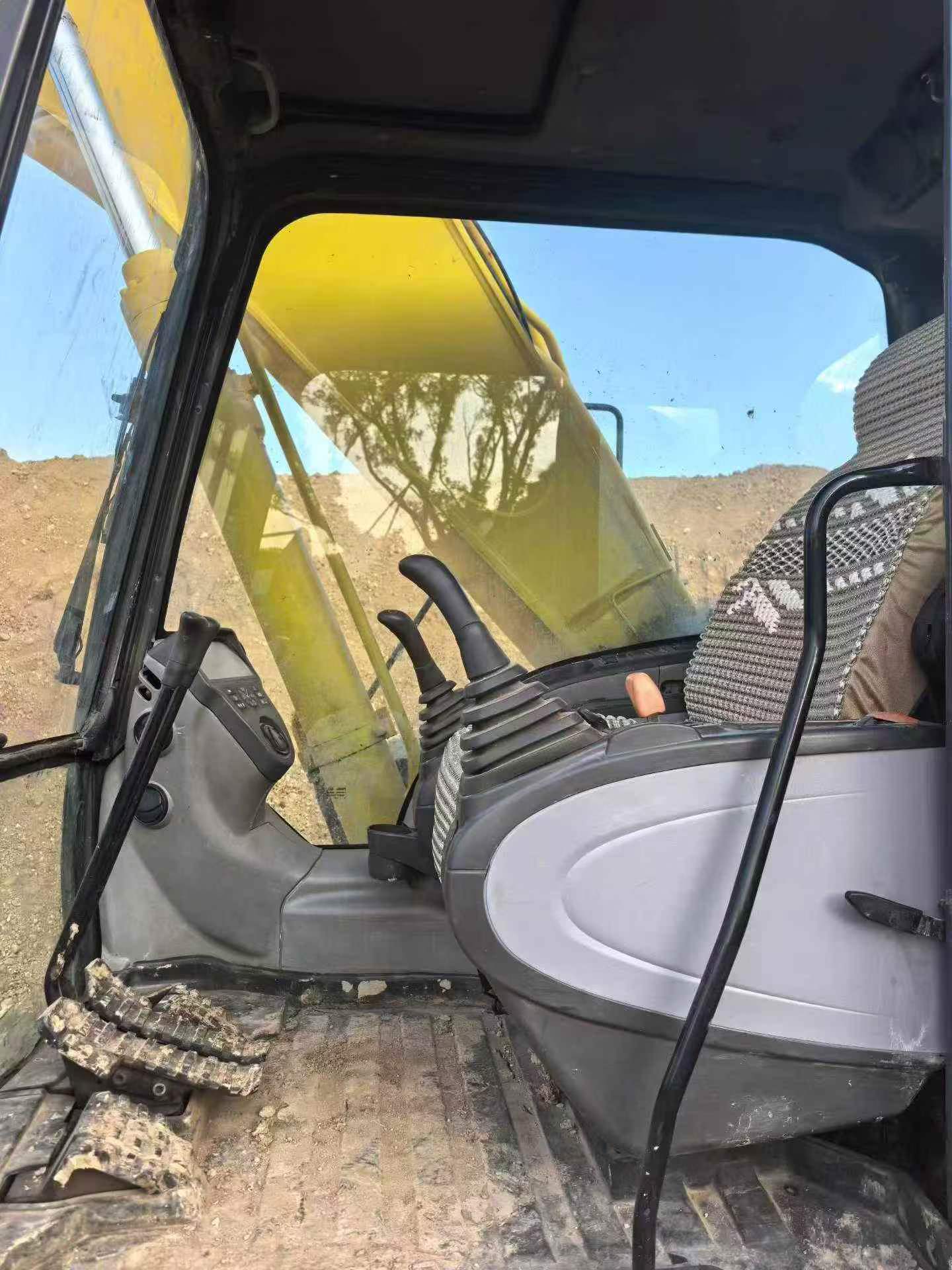 Buy Sumitomo SH210-5 Used Excavator / 3