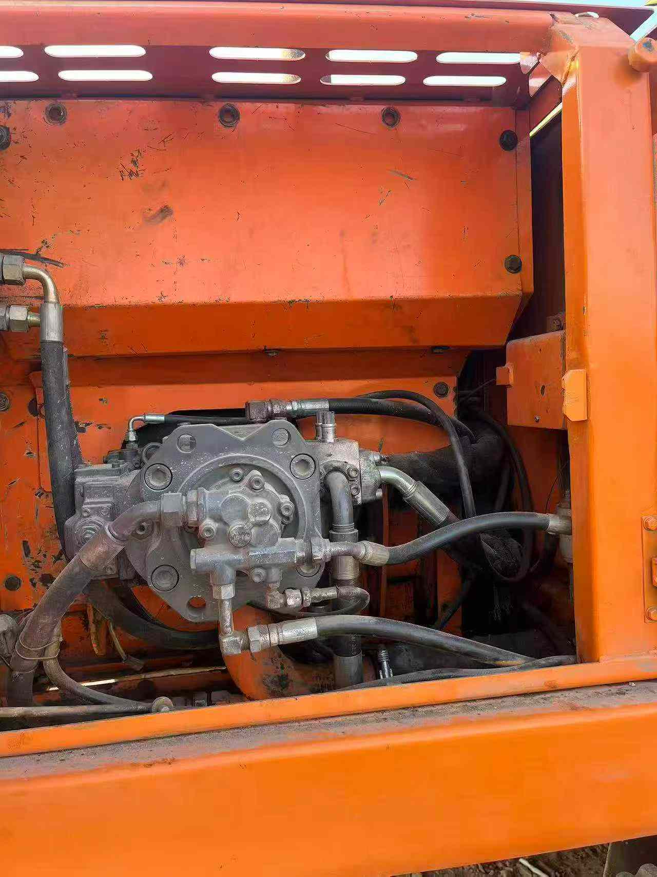 Buy Doosan DX225LC Used Excavator / 5