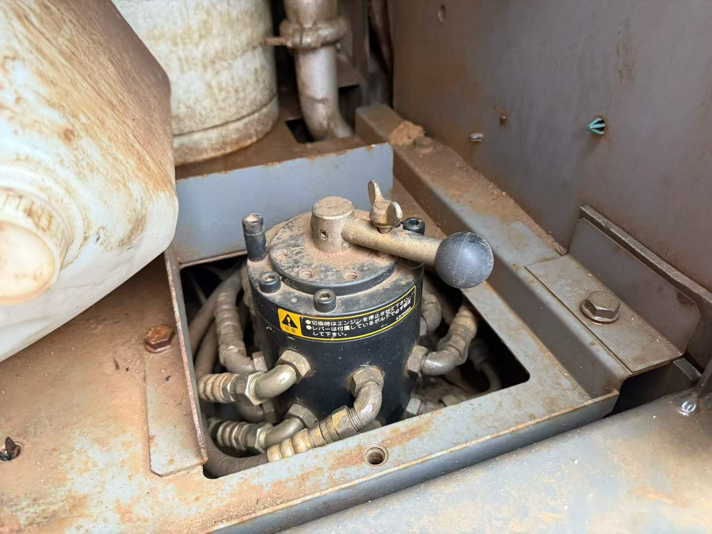 Buy Hitachi EX200-3 Used Excavator / 9