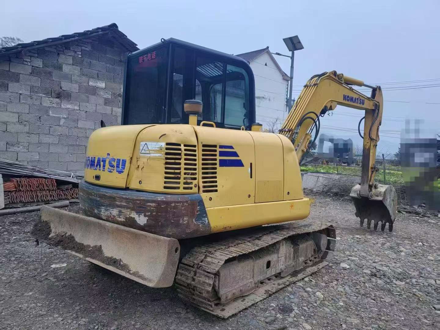 Buy Komatsu PC56-7 Used Excavator / 2
