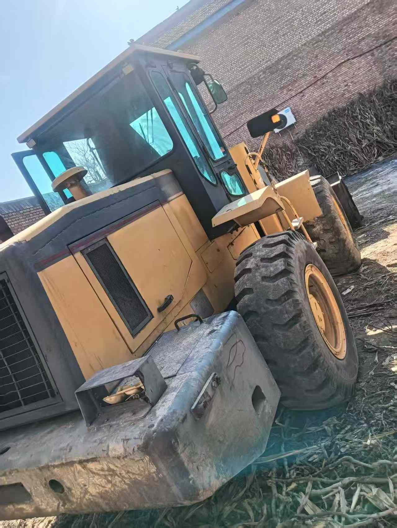 Buy XCMG LW321F Used Loader / 4