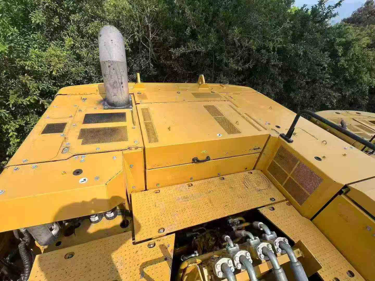 Buy Caterpillar 374D Used Excavator / 2