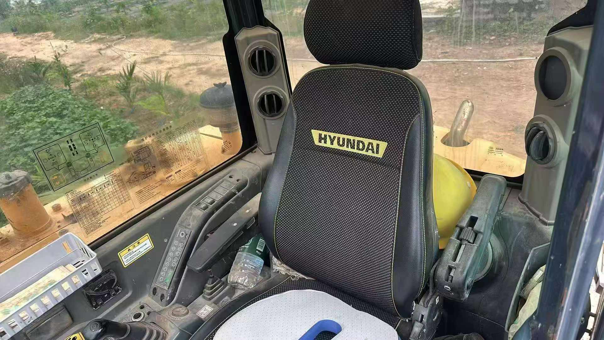 Buy Hyundai HX60 Used Excavator / 7