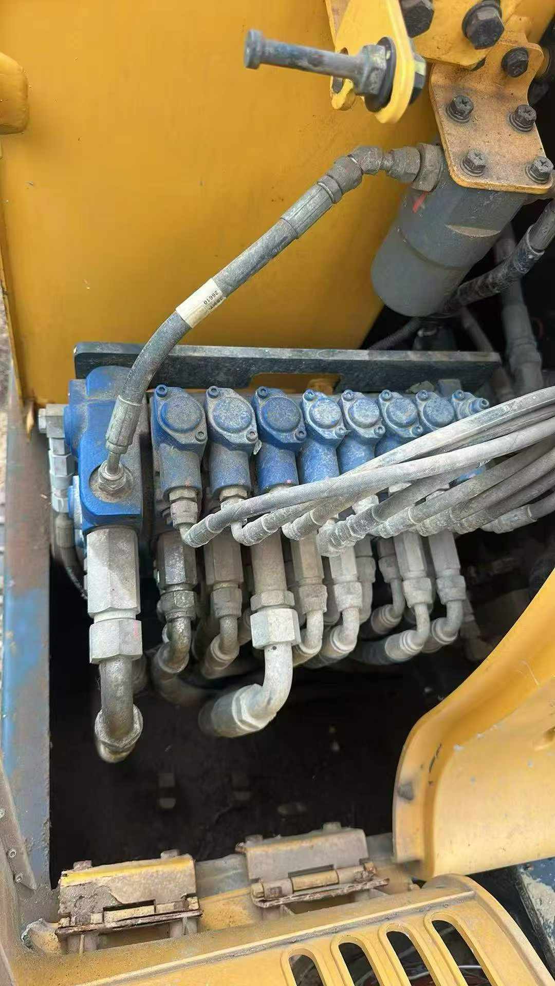 Buy Hyundai HX60 Used Excavator / 5