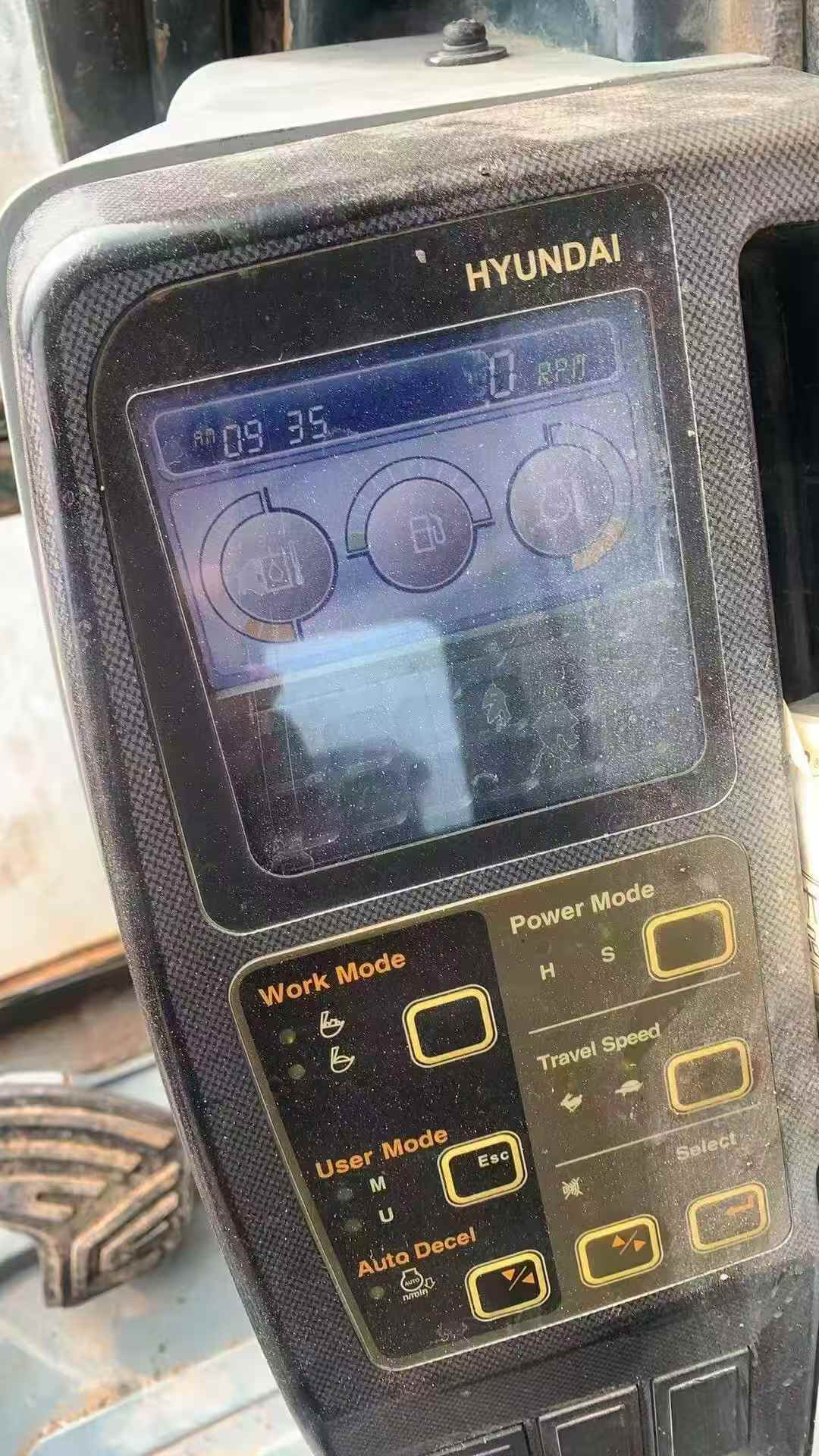 Buy Hyundai R215-7 Used Excavator / 4