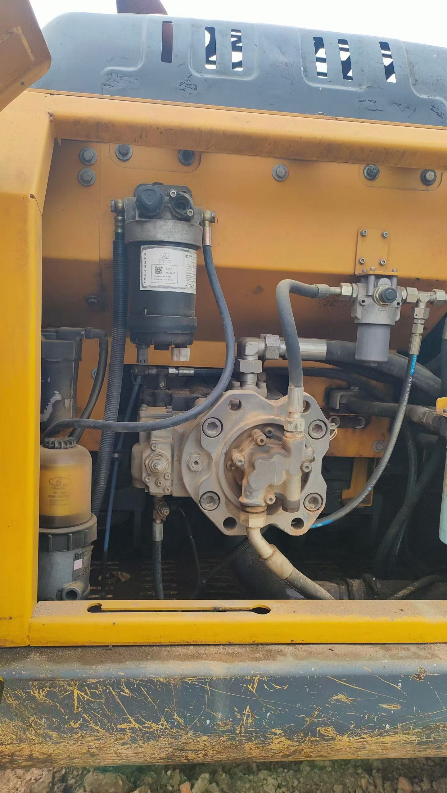 Buy XCMG XE200 Used Excavator / 2