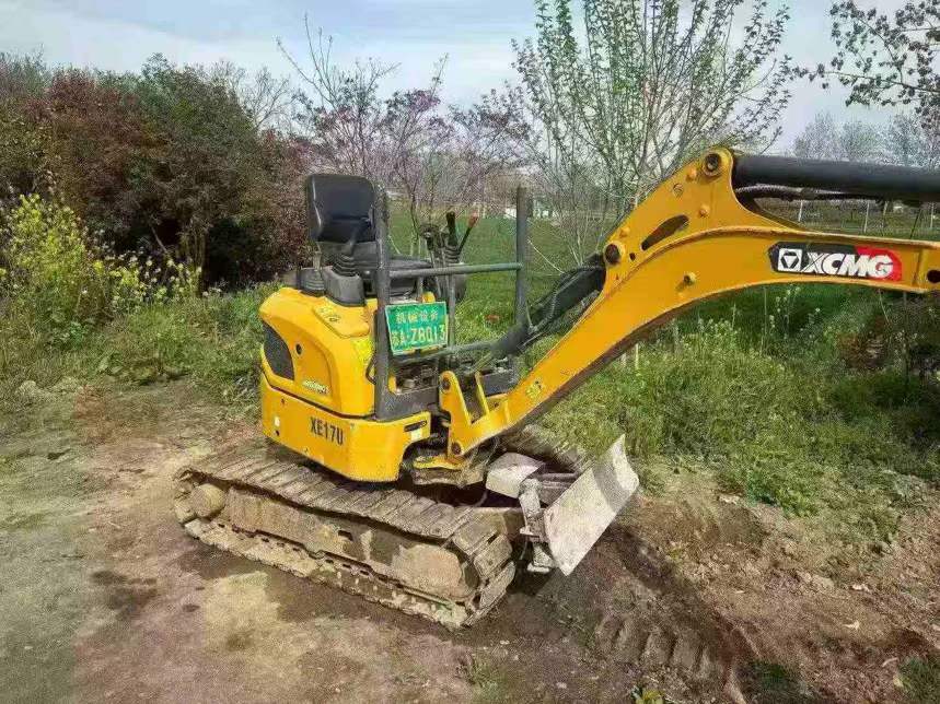 Buy XCMG XE17U Used Excavator / 4