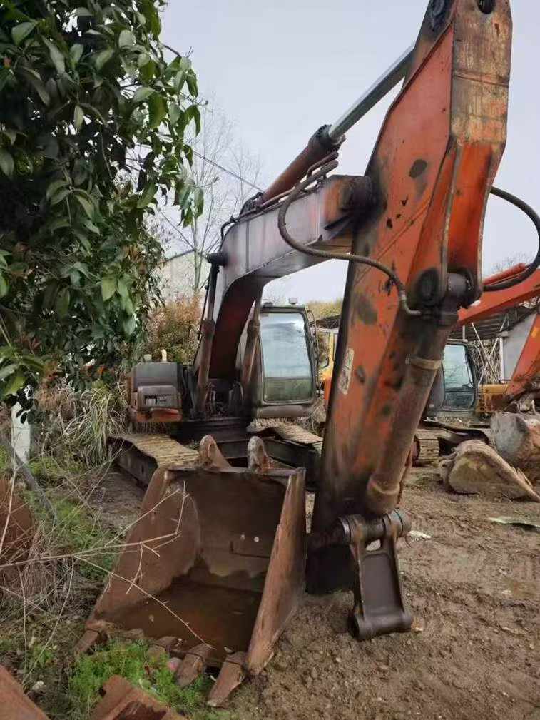 Buy Hitachi EX230-6 Used Excavator / 5
