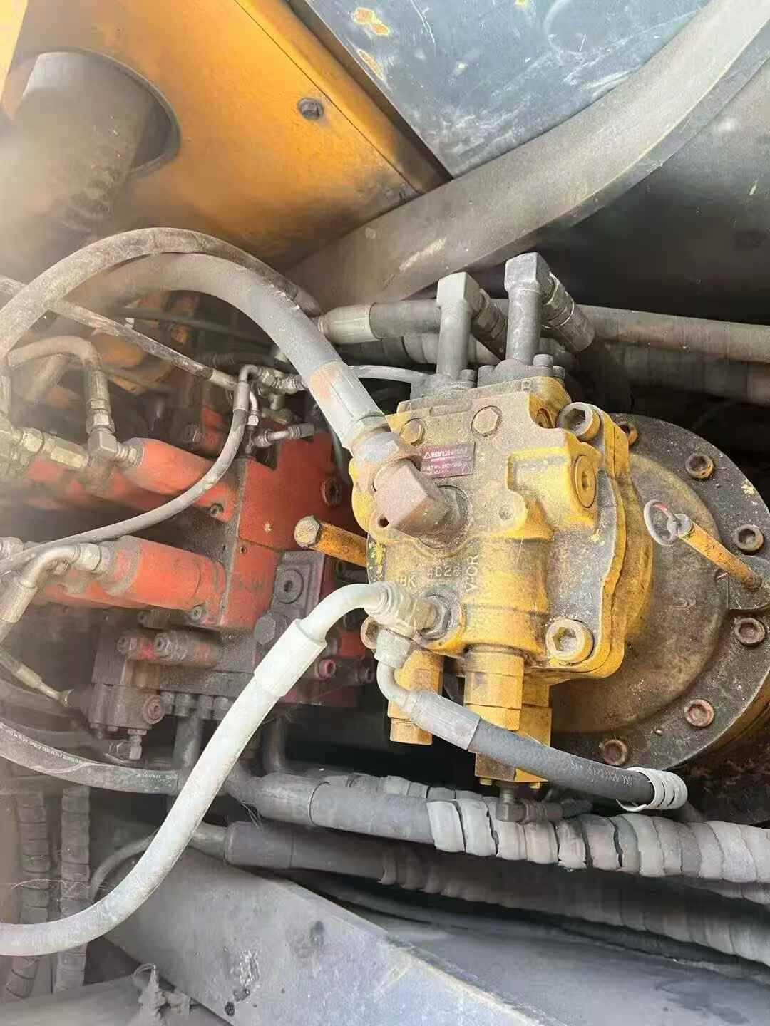 Buy Hyundai R265LC-7 Used Excavator / 6