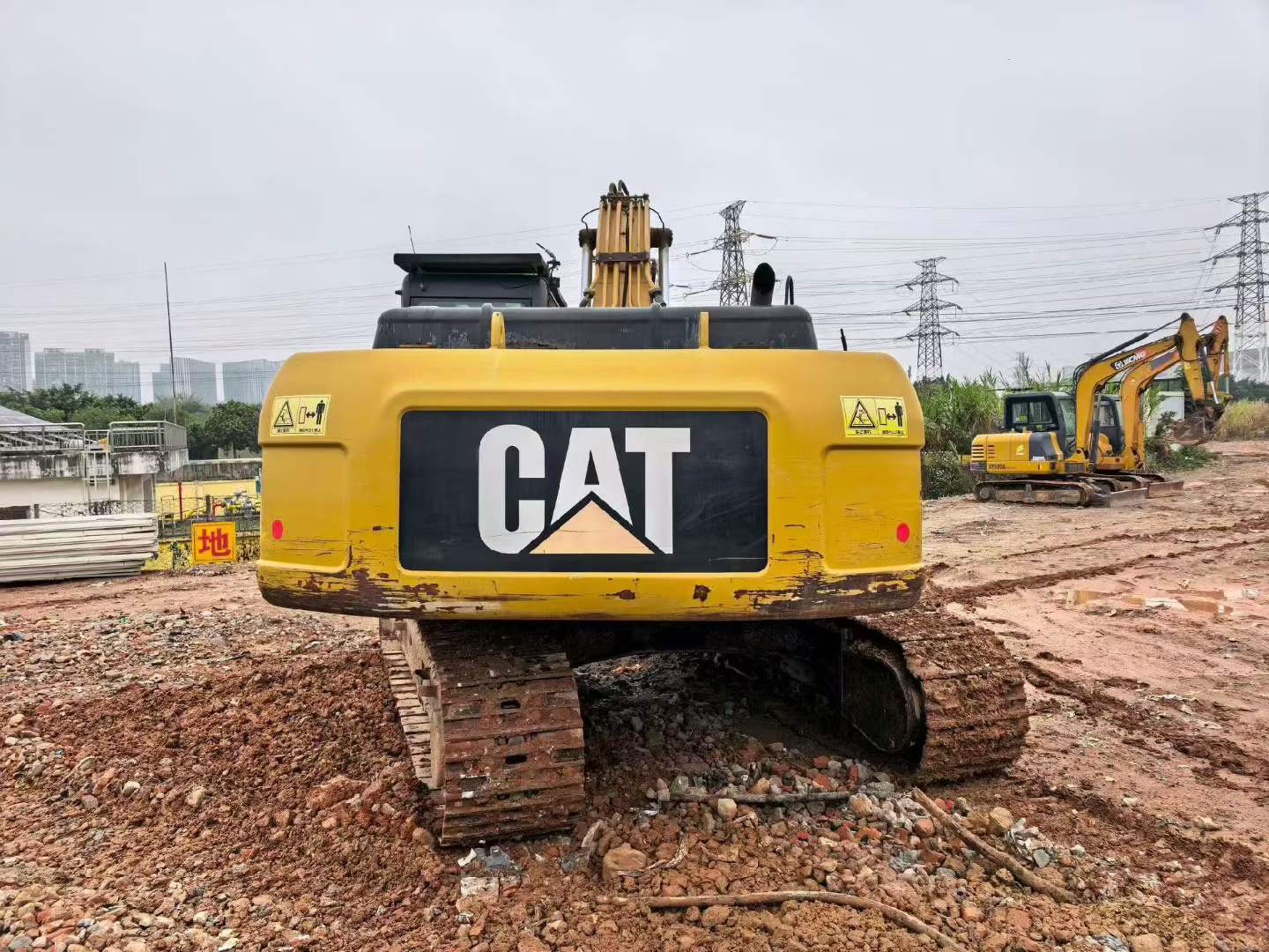 Buy Caterpillar 325D Used Excavator / 9