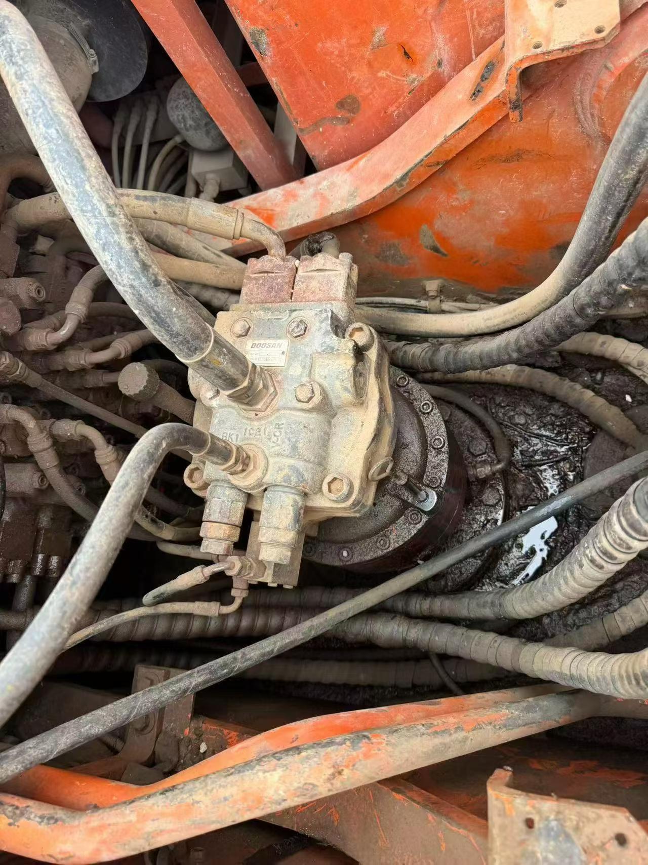 Buy Doosan S225 Used Excavator / 5