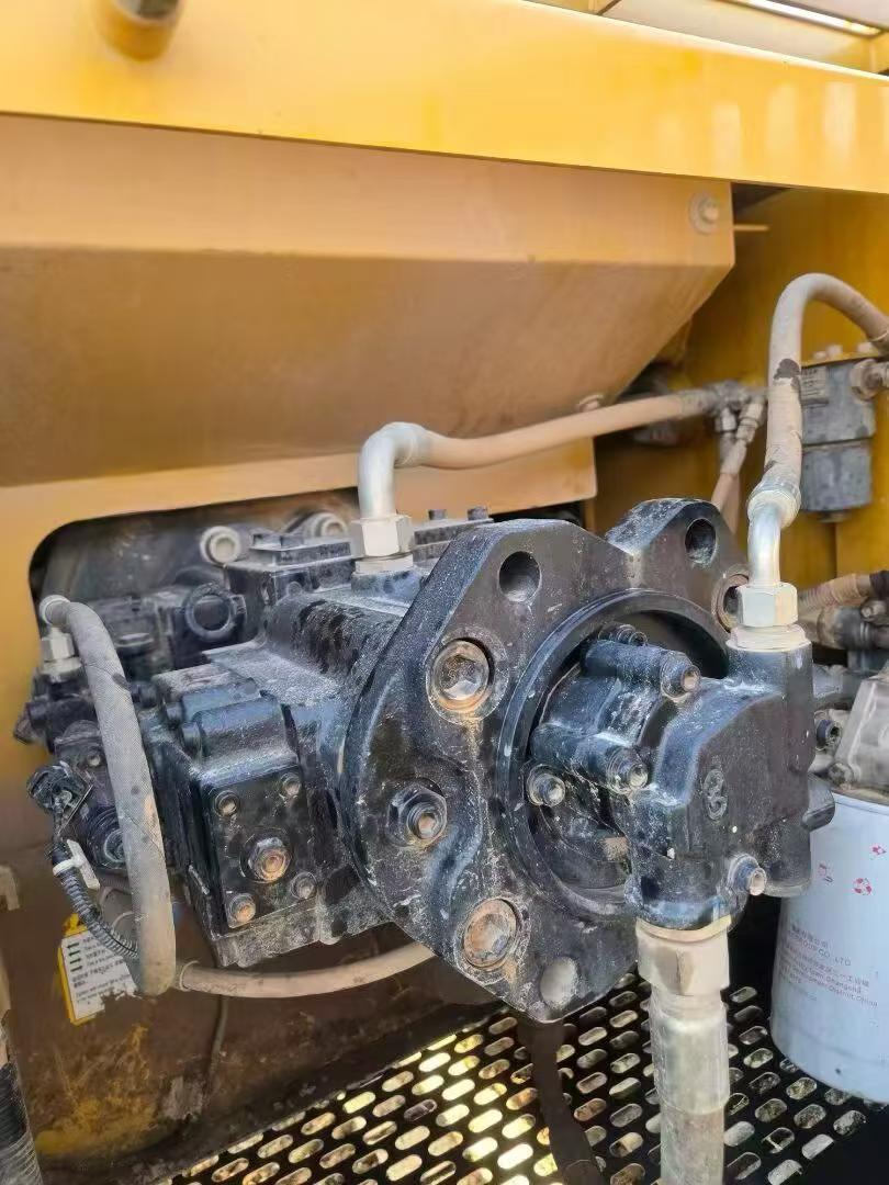 Buy Sany SY200C Used Excavator / 6