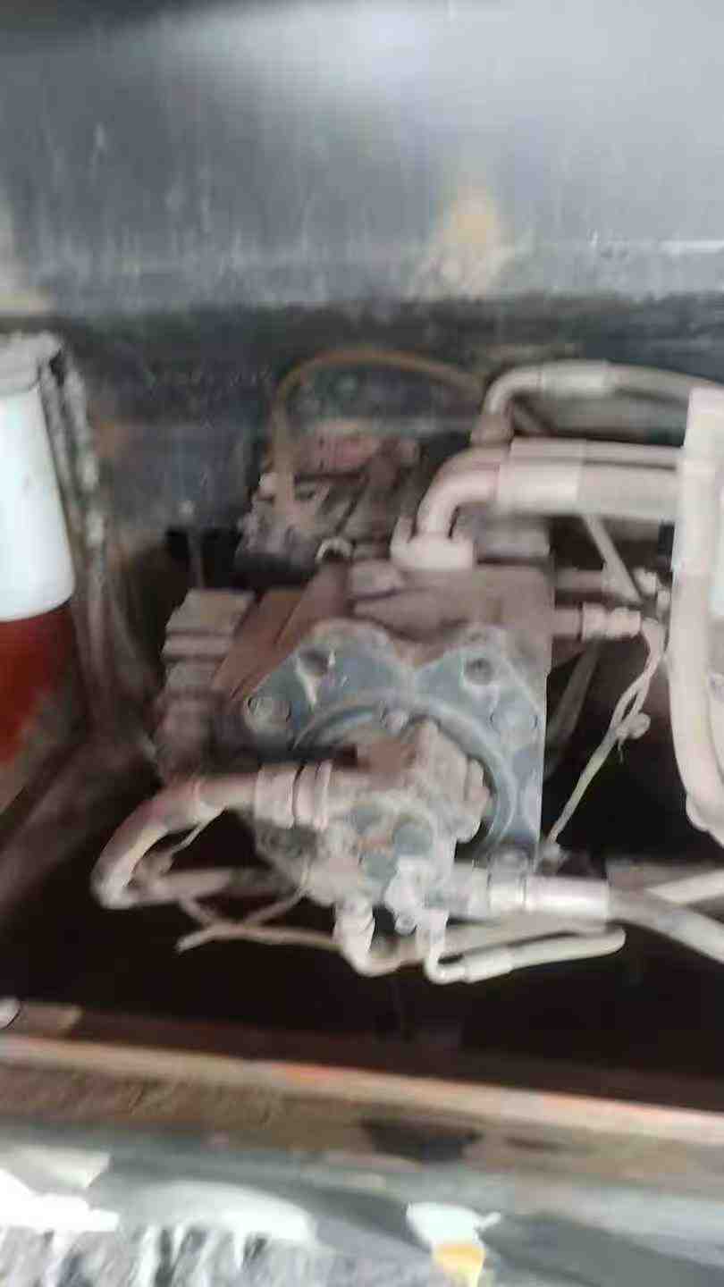 Buy Doosan DH220 Used Excavator / 4