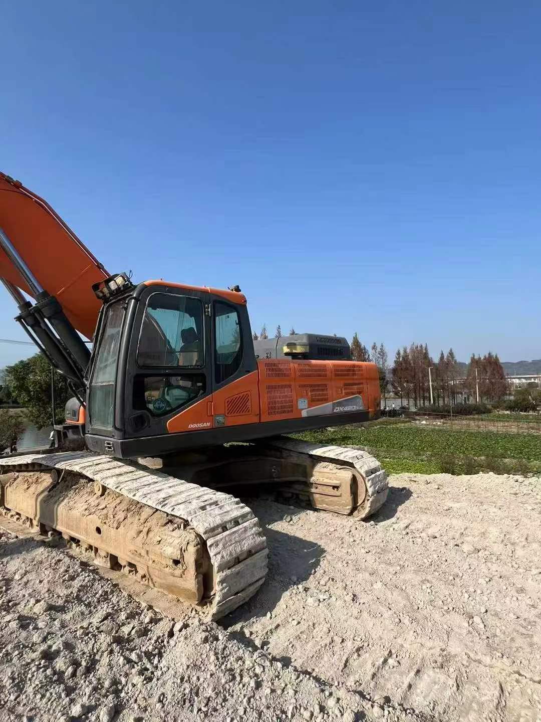 Buy Doosan DH420LC-7 Used Excavator / 6 Buy Doosan DH420LC-7 Used Excavator / 6