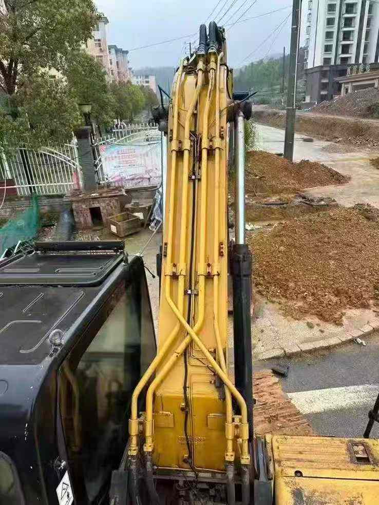 Buy Sany SY205C Used Excavator / 2