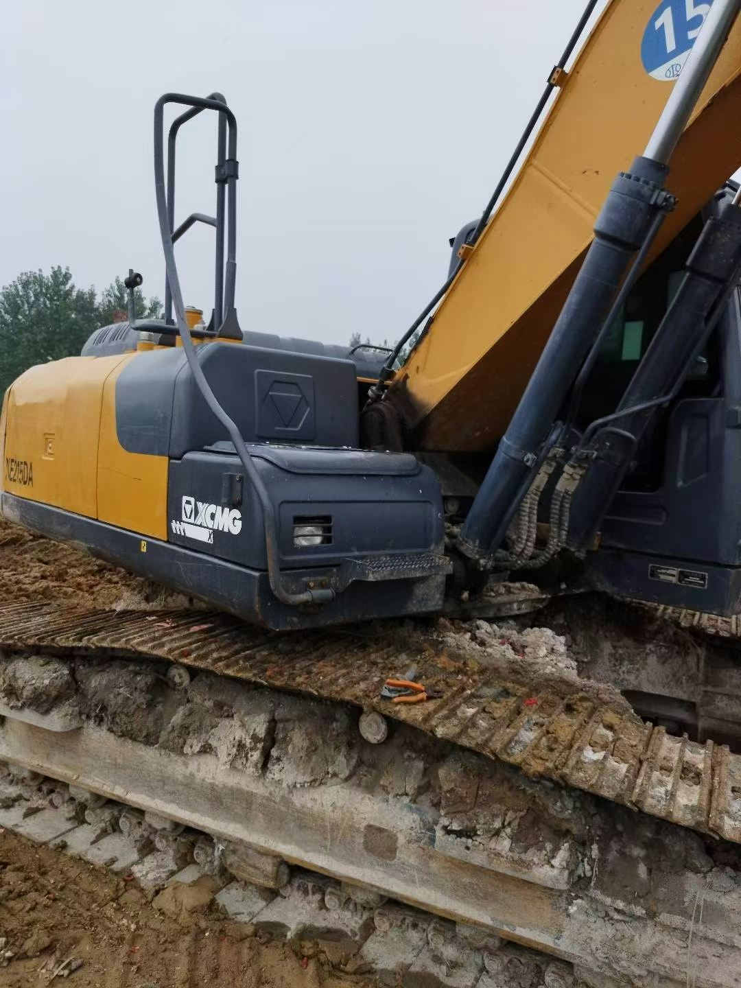 Buy XCMG XE200 Used Excavator / 4 Buy XCMG XE200 Used Excavator / 4