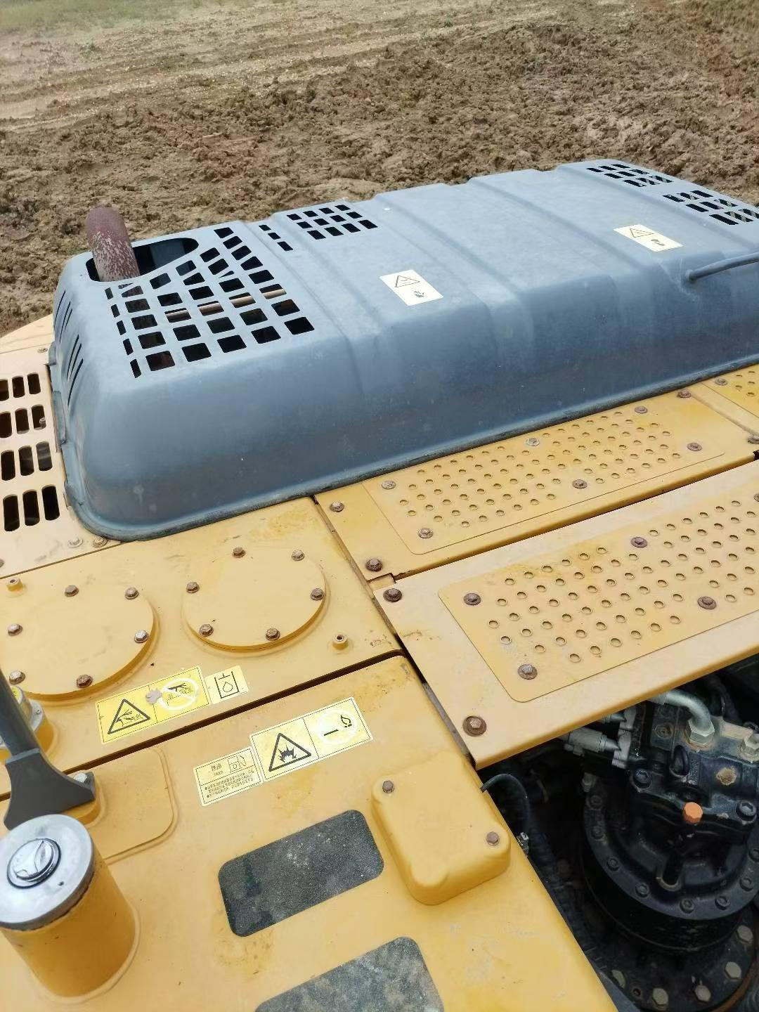 Buy XCMG XE200 Used Excavator / 5 Buy XCMG XE200 Used Excavator / 5