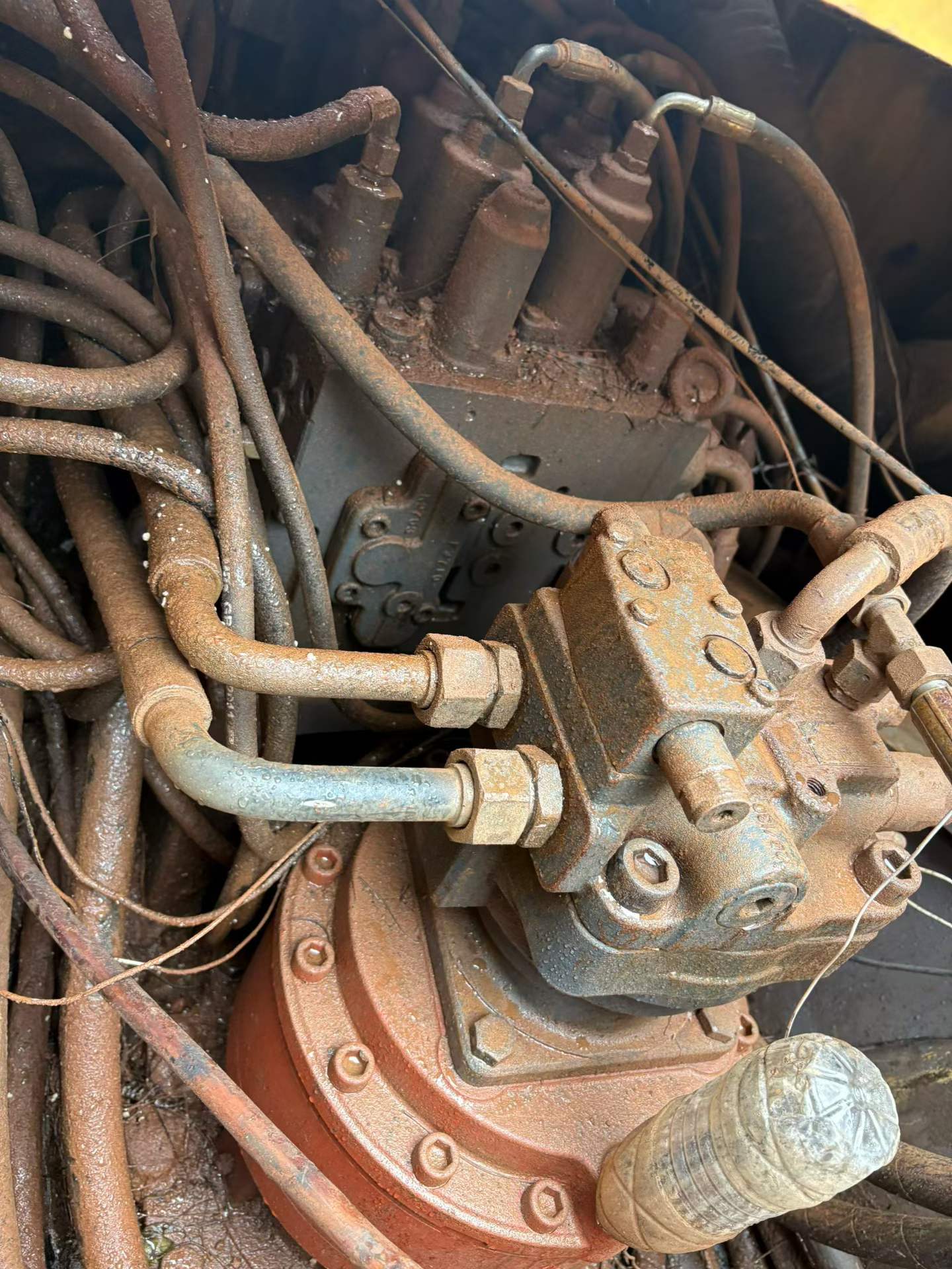 Buy XCMG XE215CA Used Excavator / 2