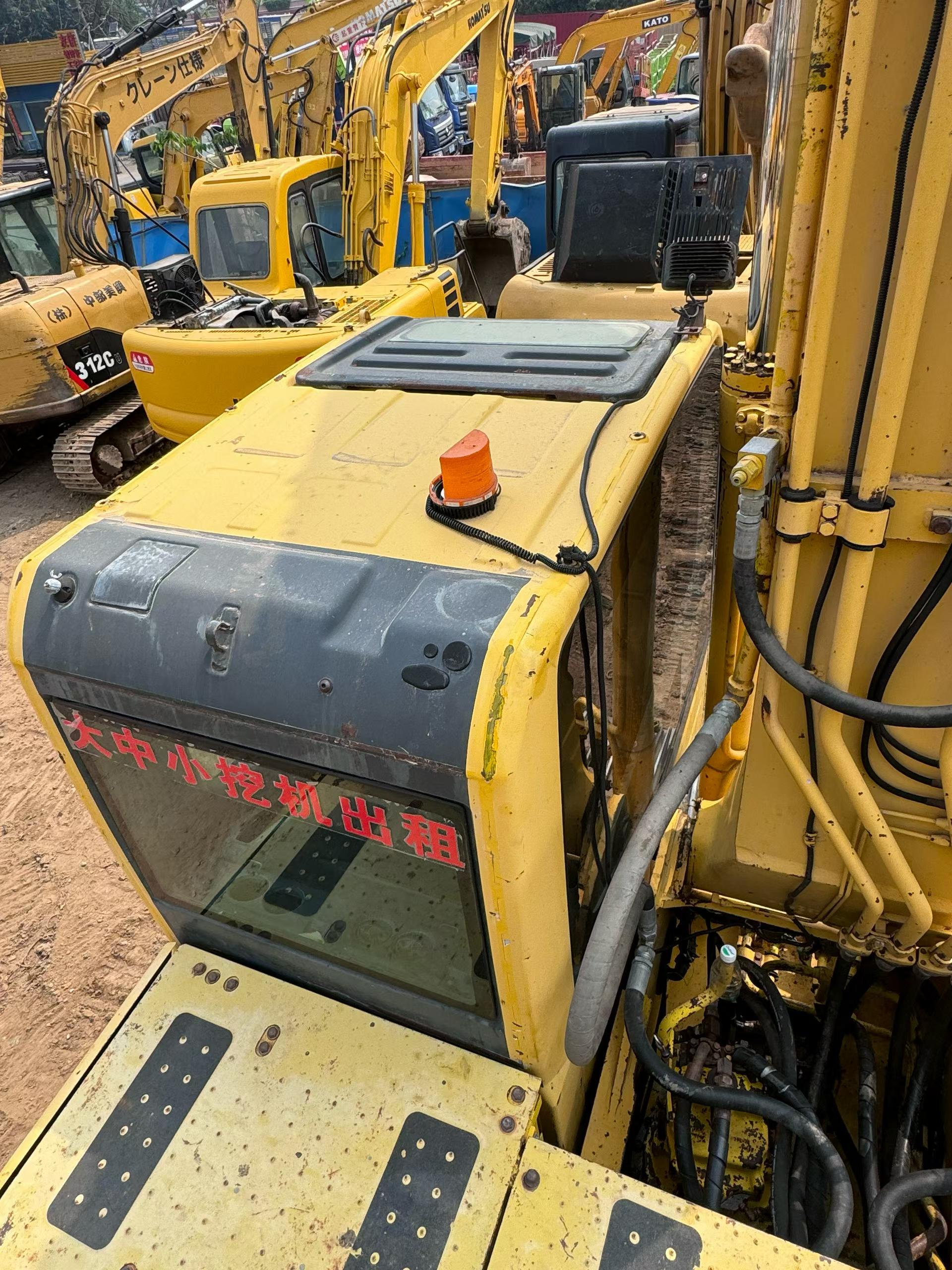 Buy Komatsu PC200-8 Used Excavator / 7