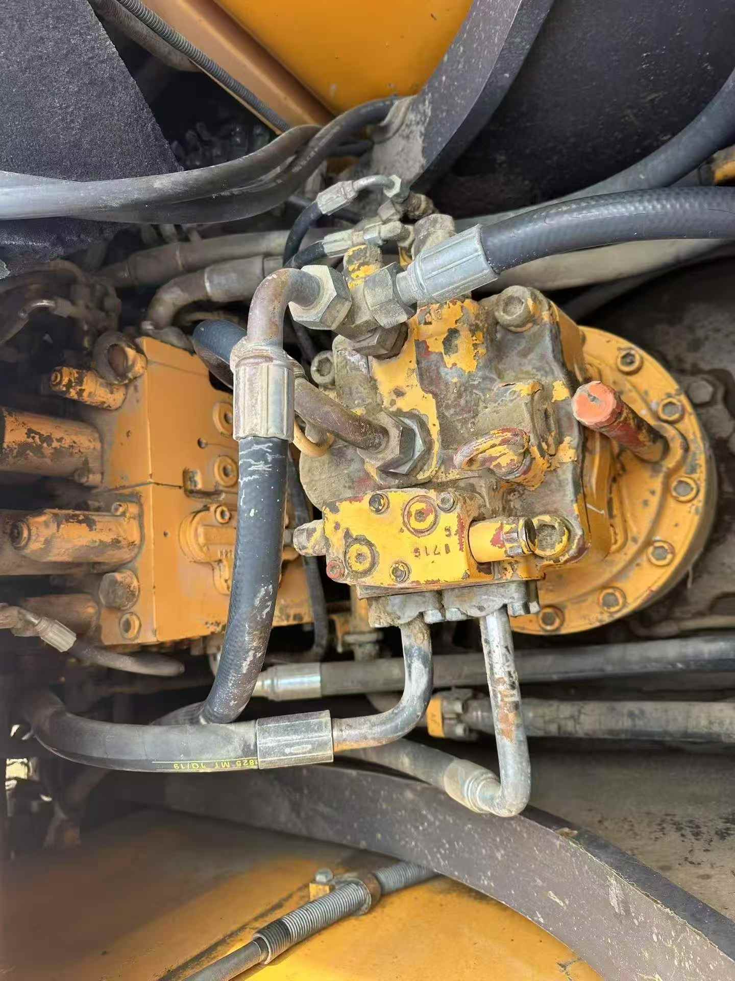 Buy Sany SY215C-8 Used Excavator / 9