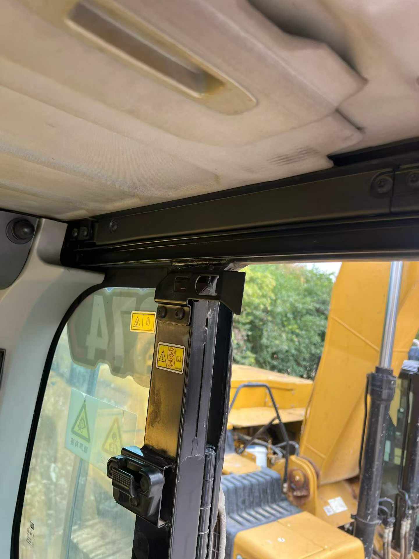 Buy Caterpillar 374D Used Excavator / 7