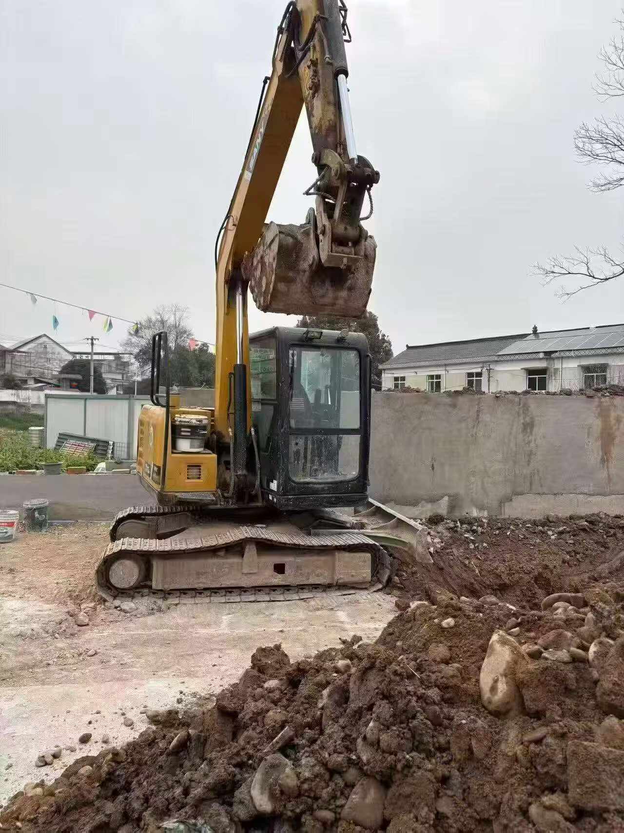 Buy Sany SY65C Used Excavator / 8