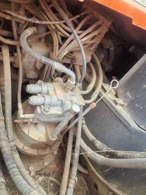 Buy Hitachi EX200 Used Excavator / 5 Buy Hitachi EX200 Used Excavator / 5