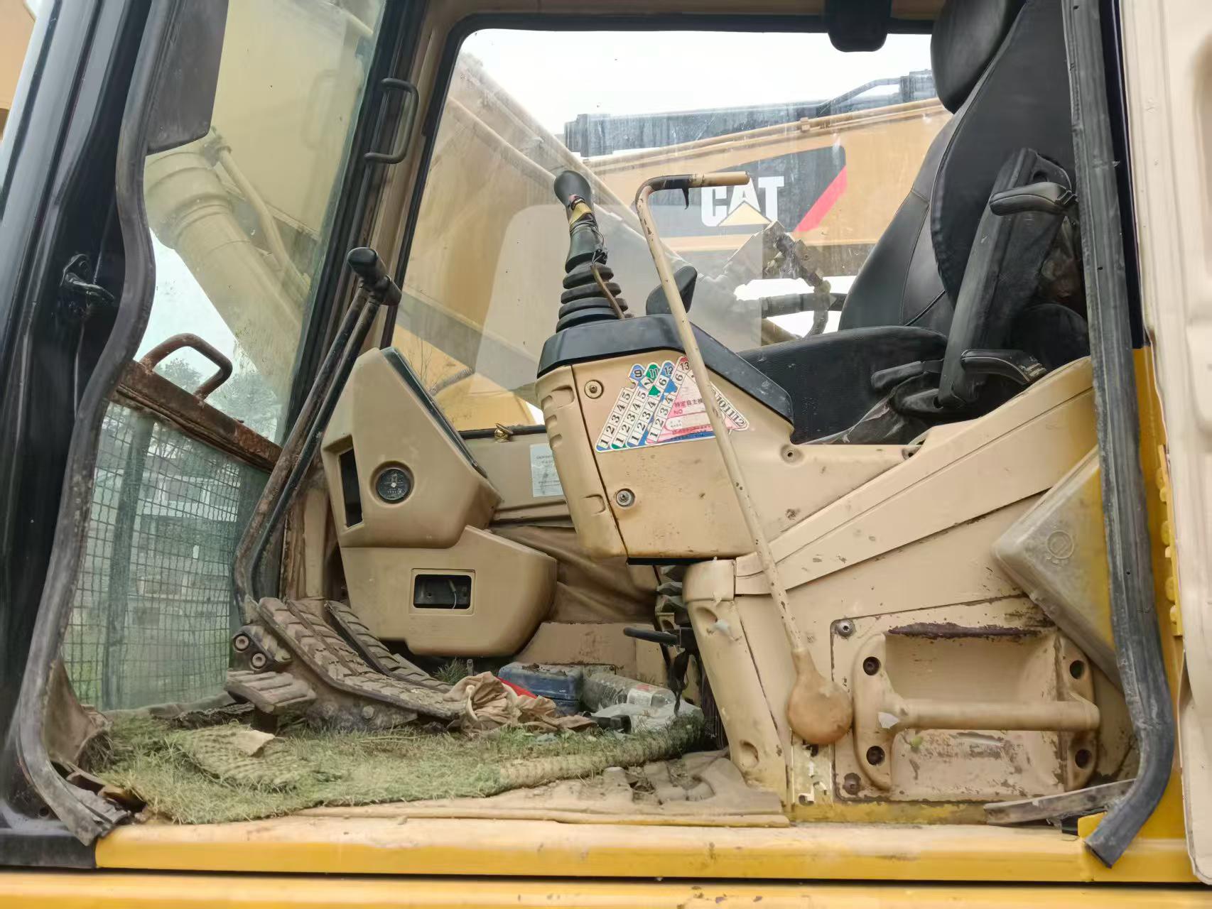 Buy Caterpillar 320V2 Used Excavator / 4 Buy Caterpillar 320V2 Used Excavator / 4