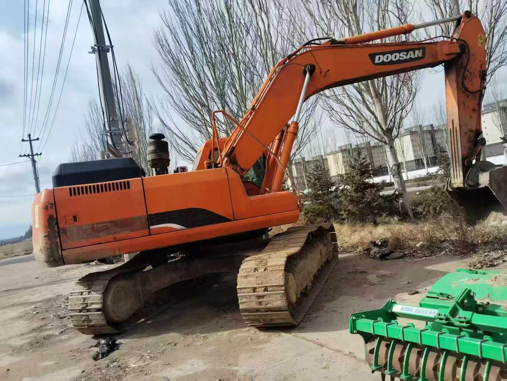 Buy Doosan DH300-7 Used Excavator / 2