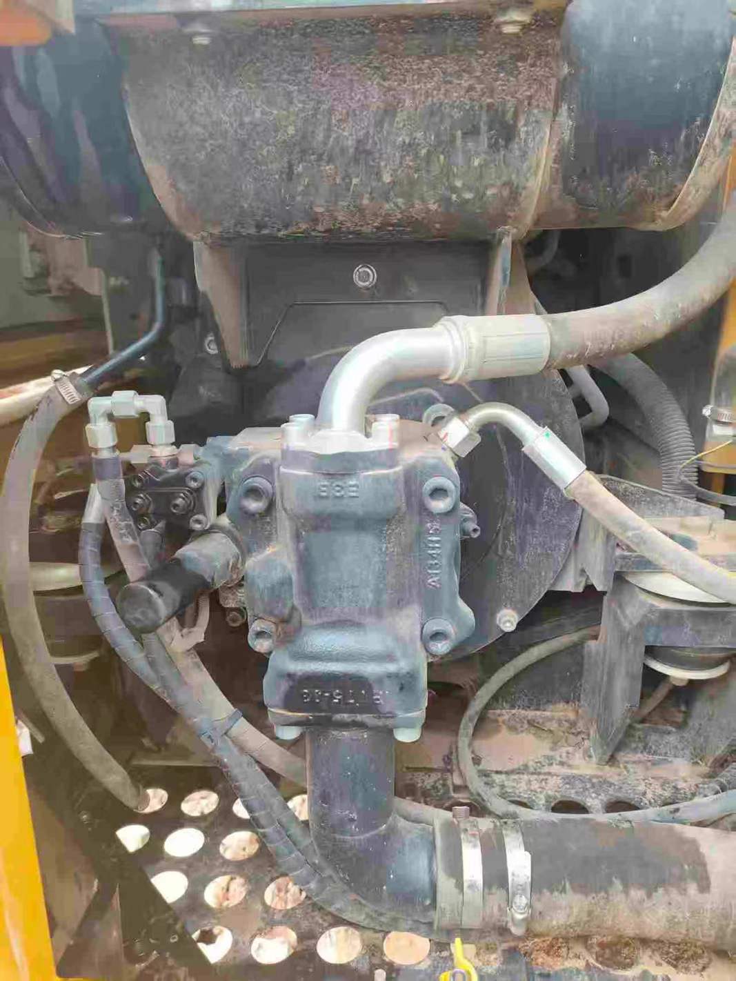 Buy Sany SY70C Used Excavator / 3