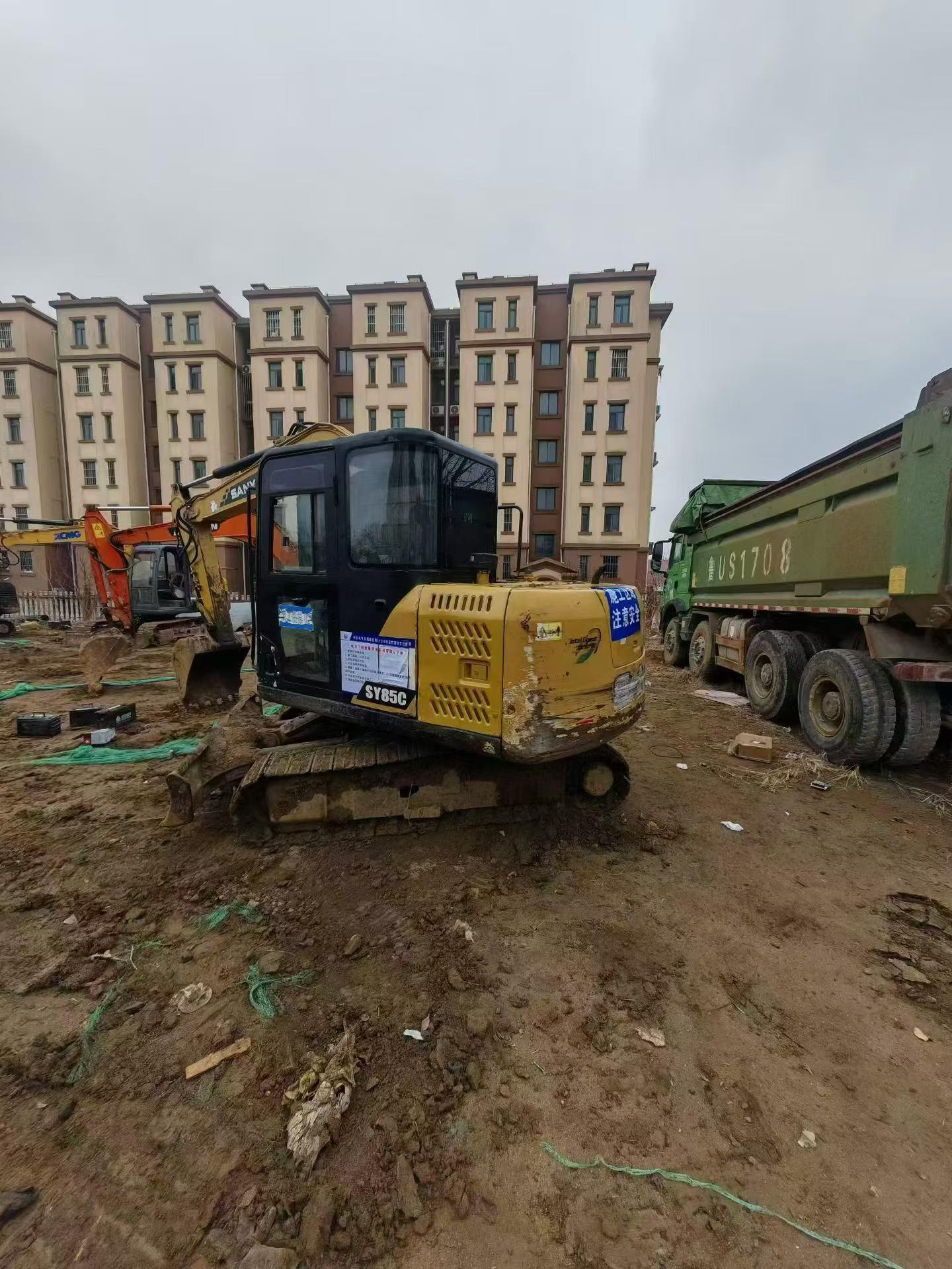 Buy Sany SY75 Used Excavator / 2