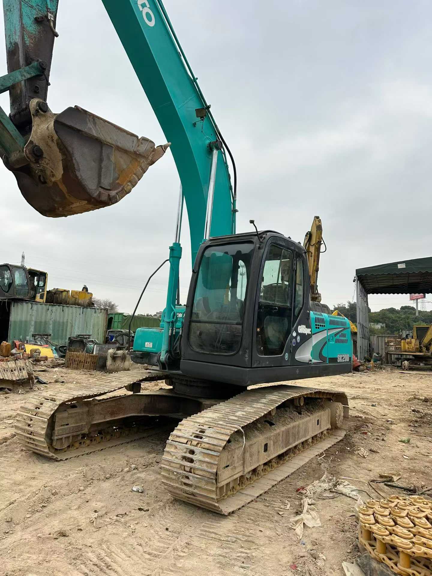 Buy Kobelco SK210-6 Used Excavator / 9