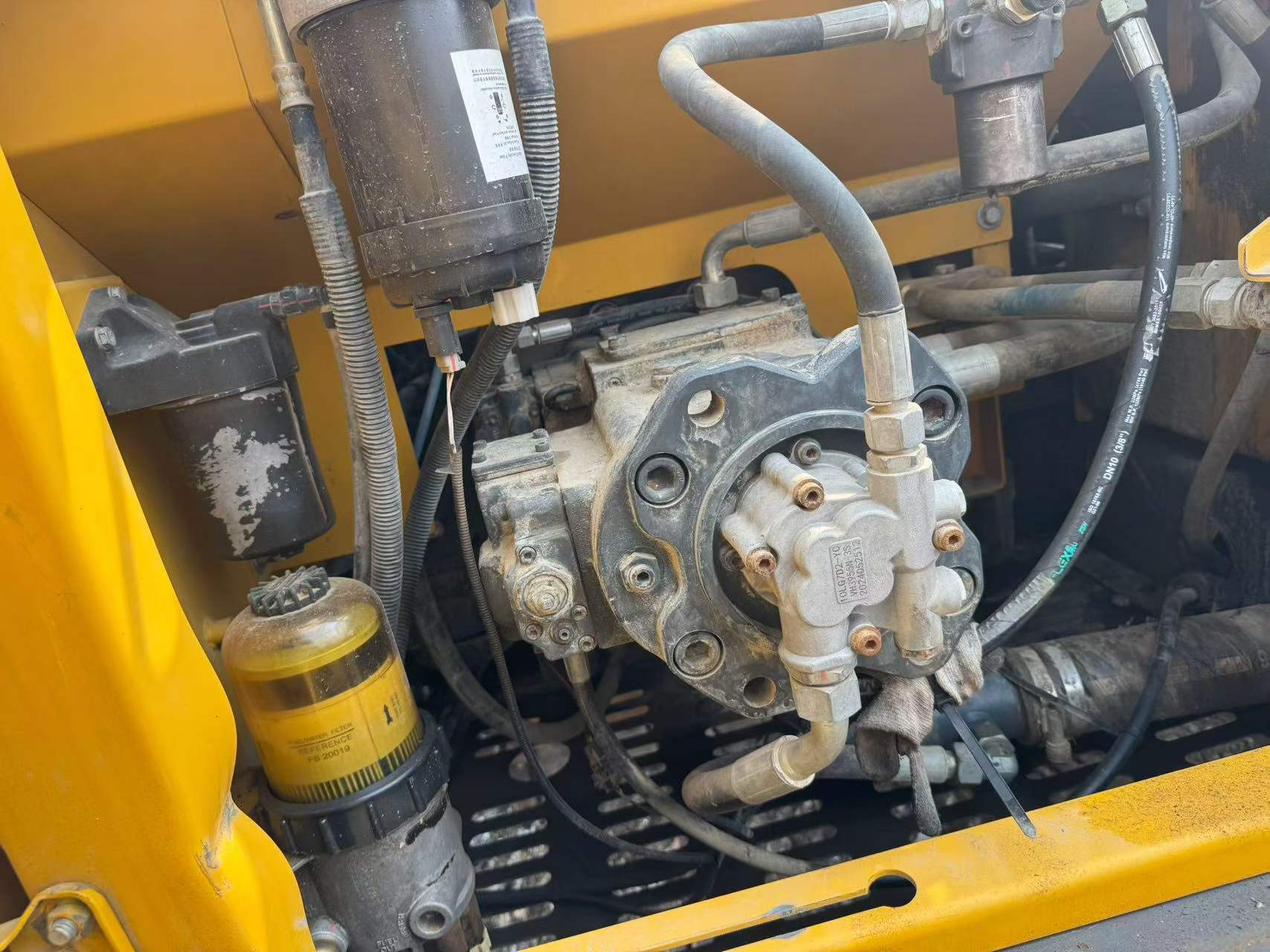 Buy XCMG XE270DK Used Excavator / 3