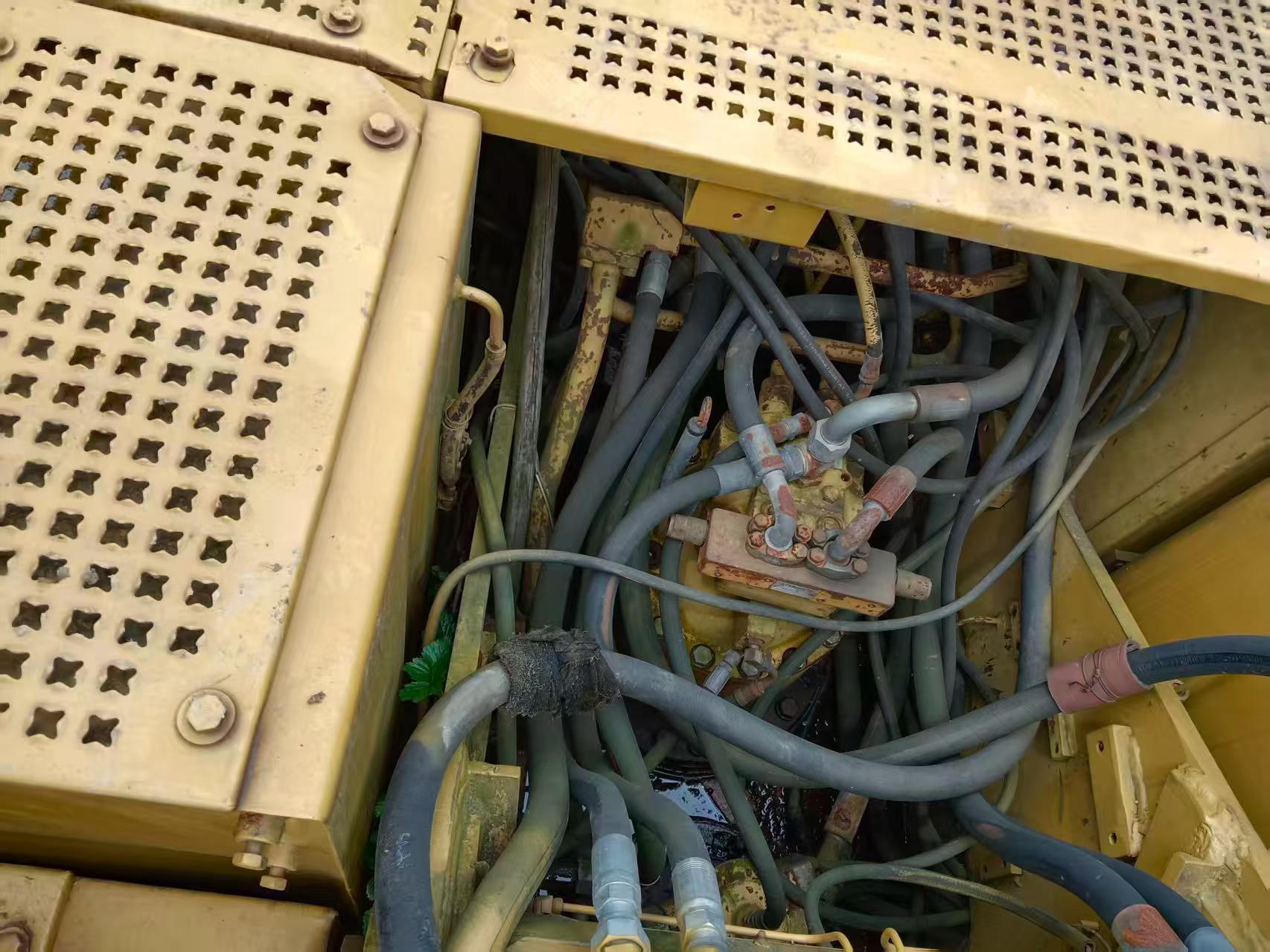 Buy Caterpillar 320V2 Used Excavator / 6 Buy Caterpillar 320V2 Used Excavator / 6