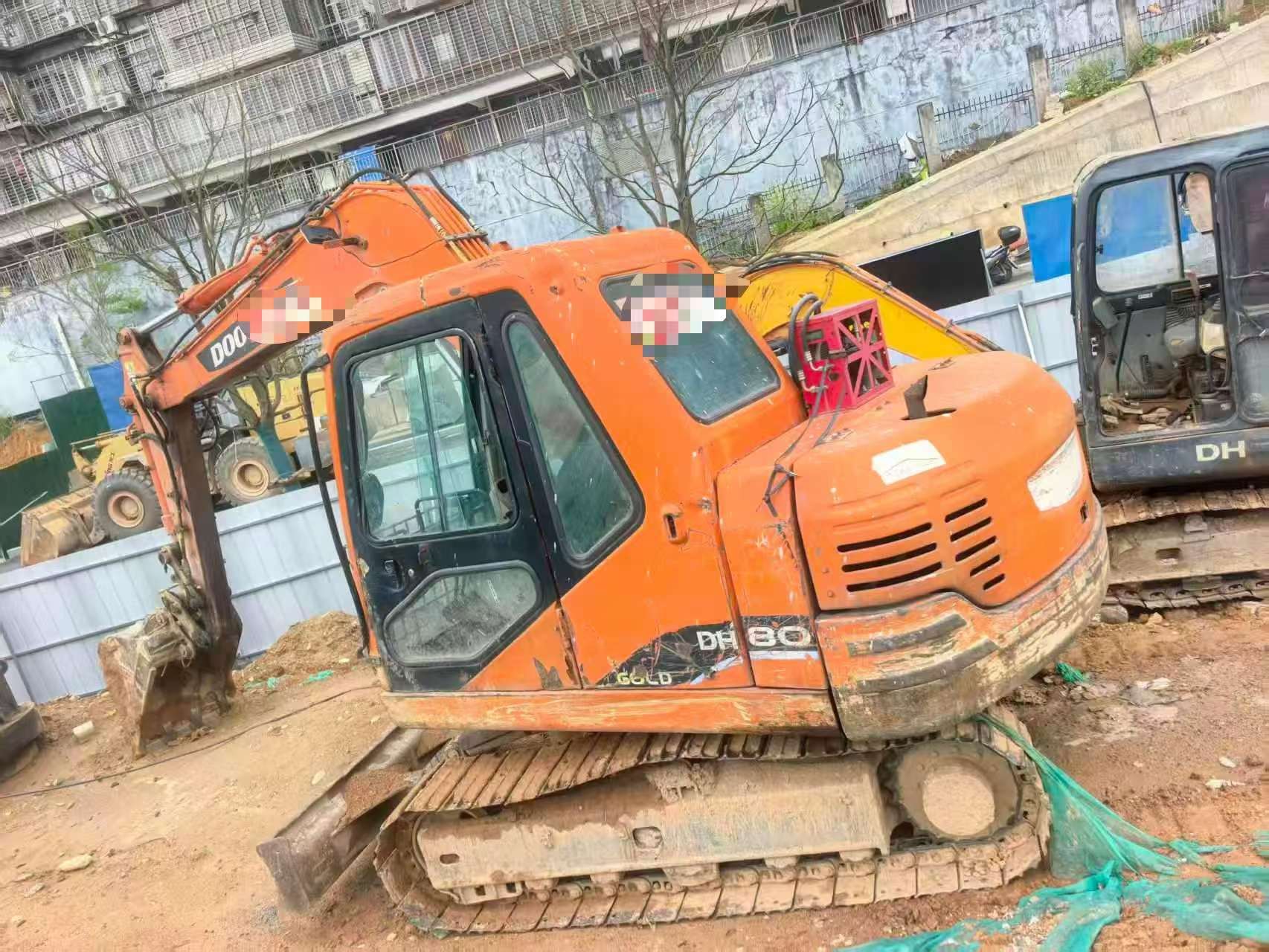 Buy Doosan DH80 Used Excavator / 2