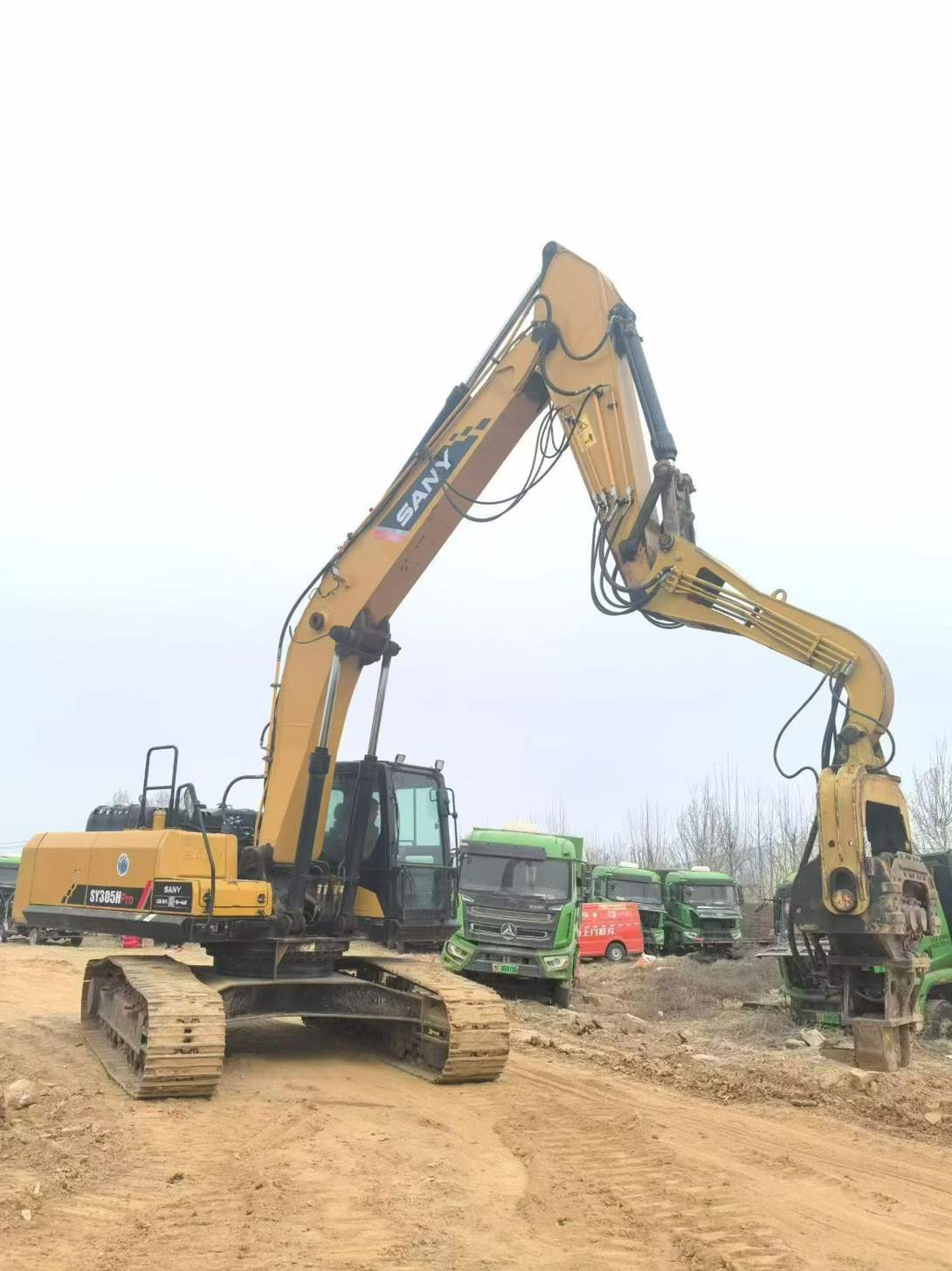 Buy Sany SY245H Used Excavator / 2